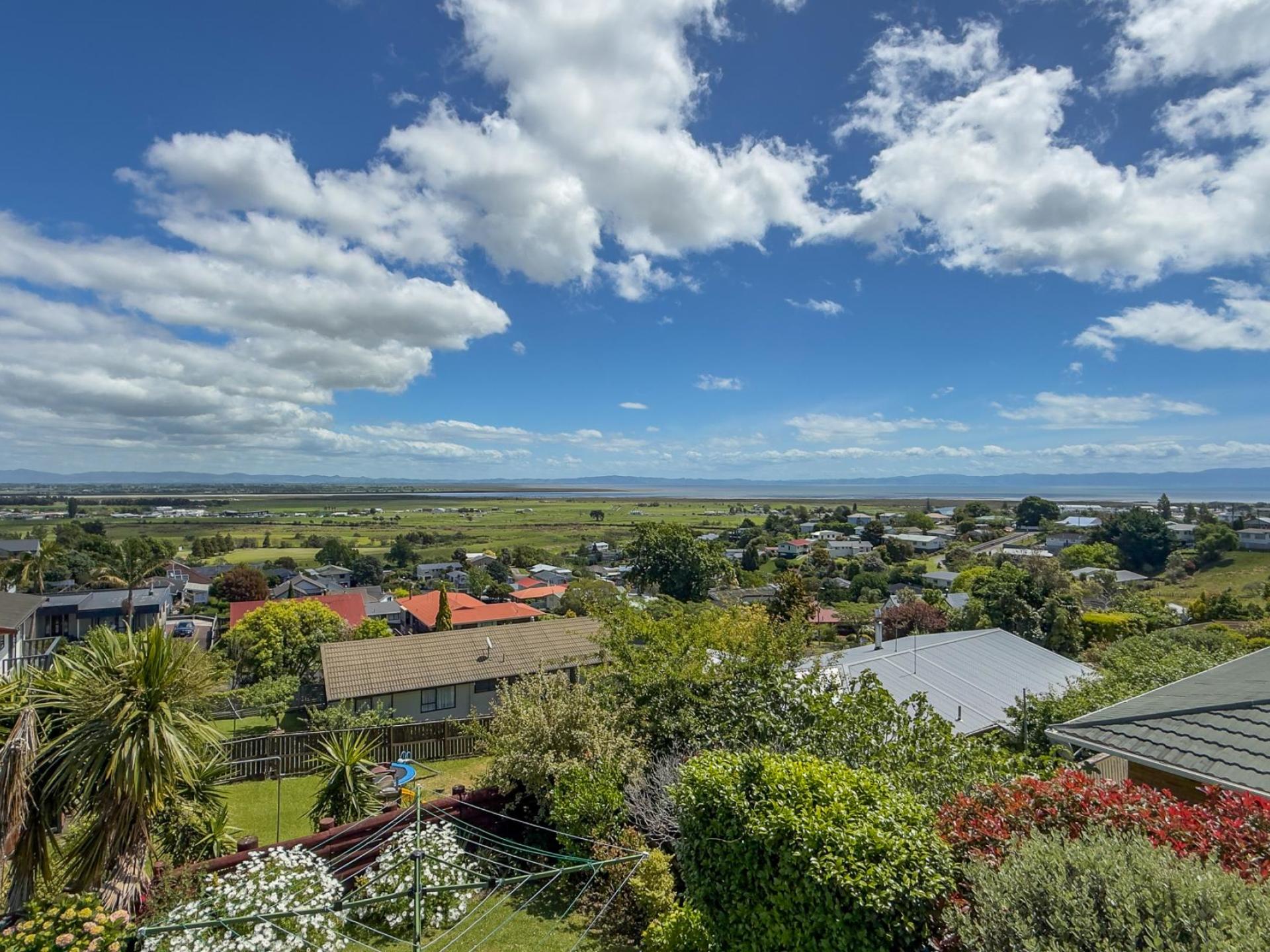 222 Reservoir Road, Thames