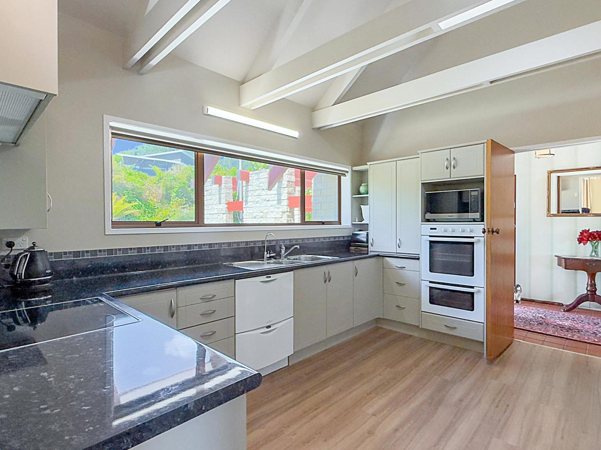 222 Reservoir Road, Thames