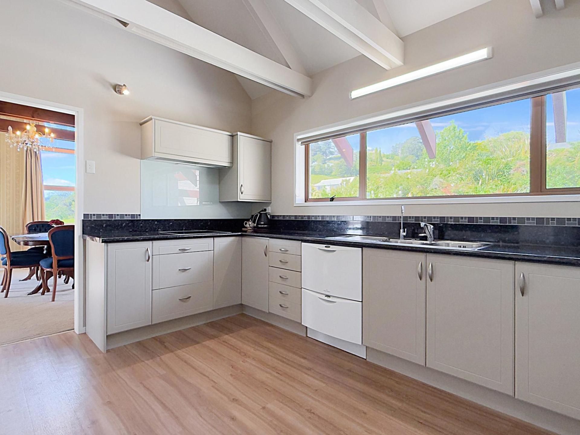 222 Reservoir Road, Thames