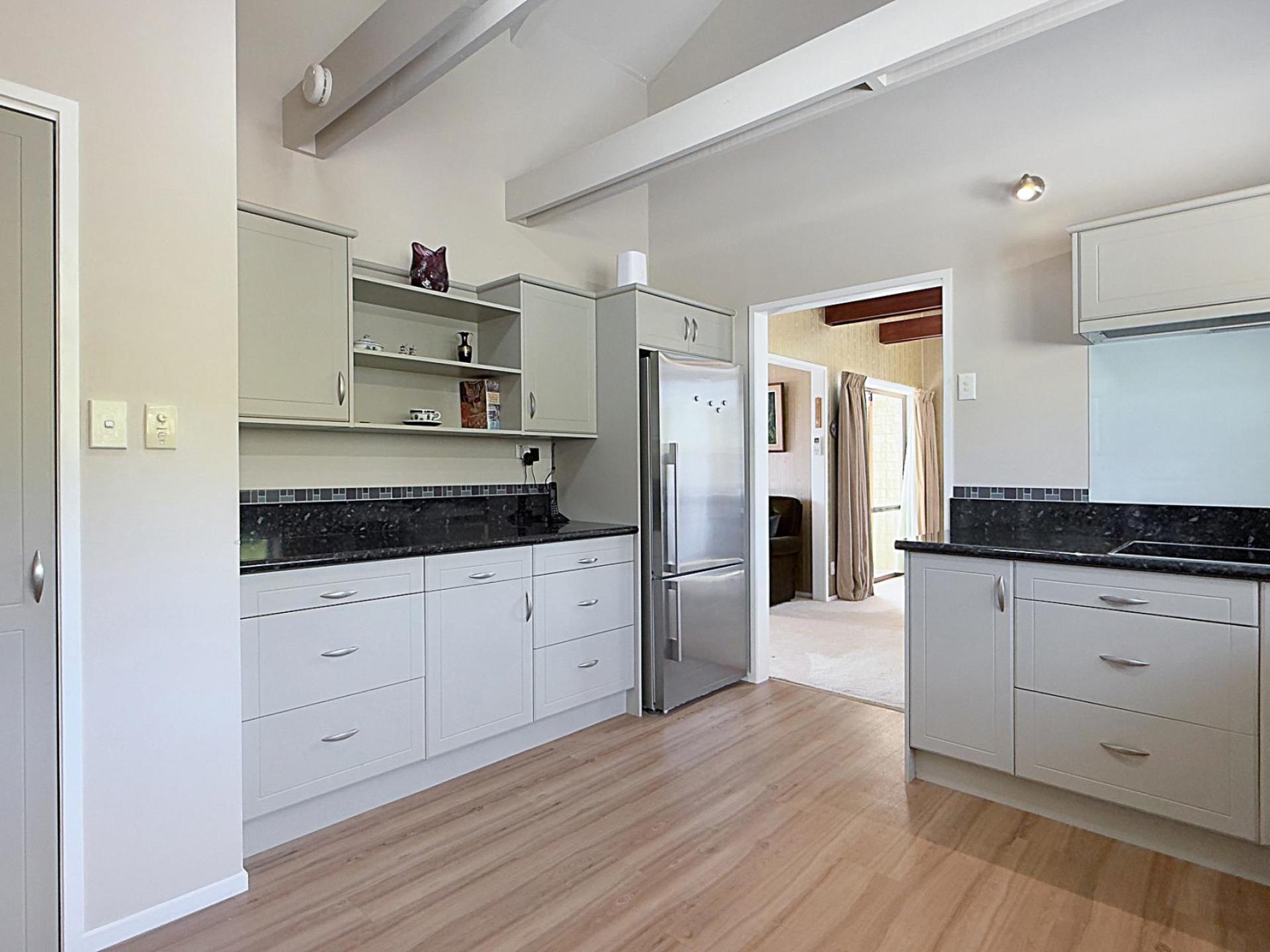 222 Reservoir Road, Thames