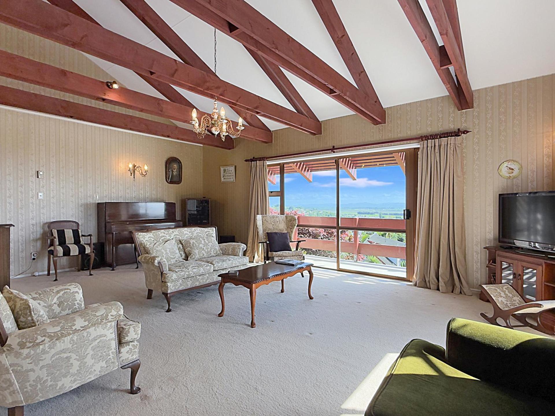 222 Reservoir Road, Thames