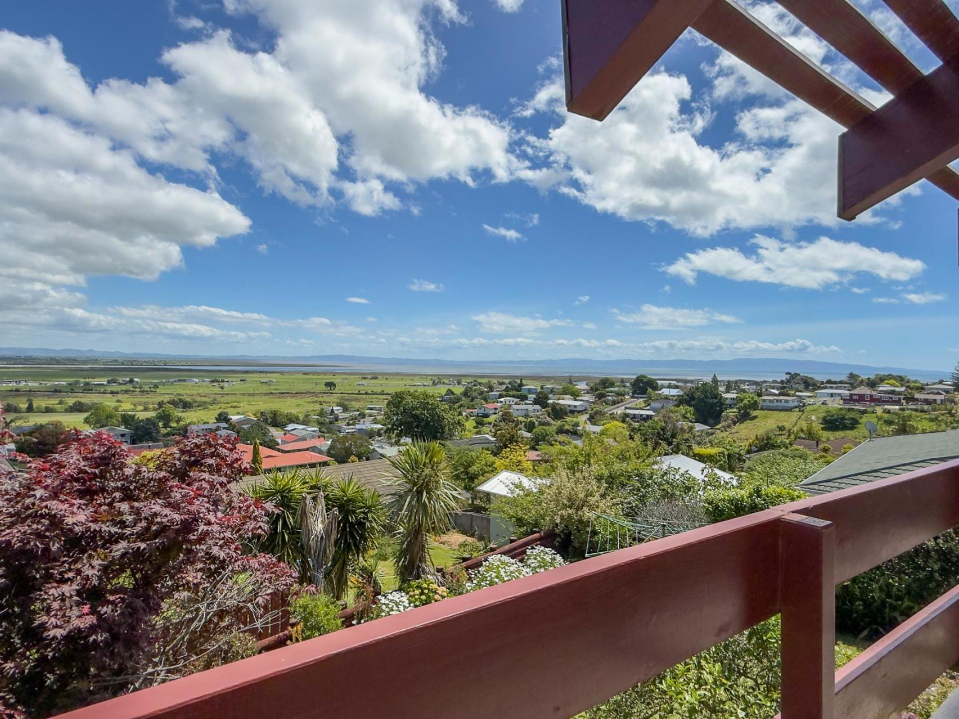 222 Reservoir Road, Thames