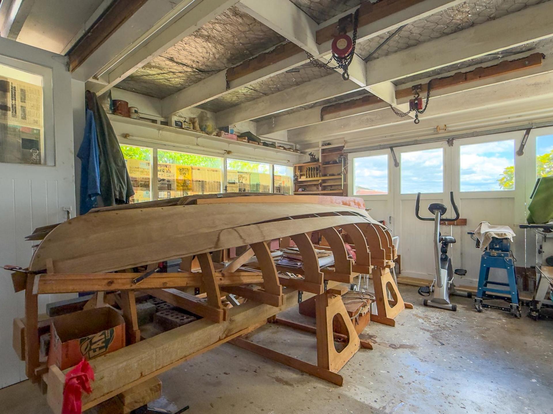 222 Reservoir Road, Thames