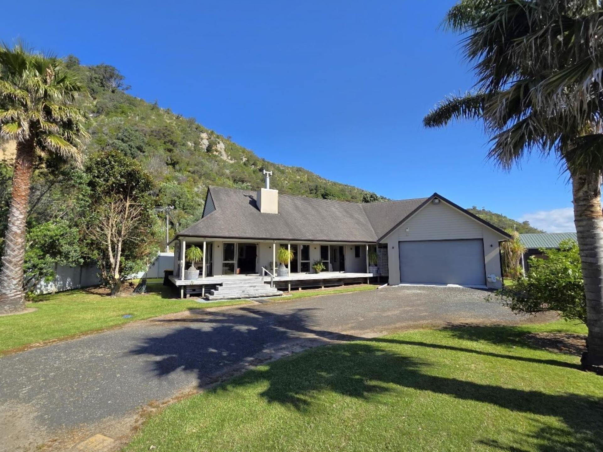 124 Goldfields Drive, Matarangi