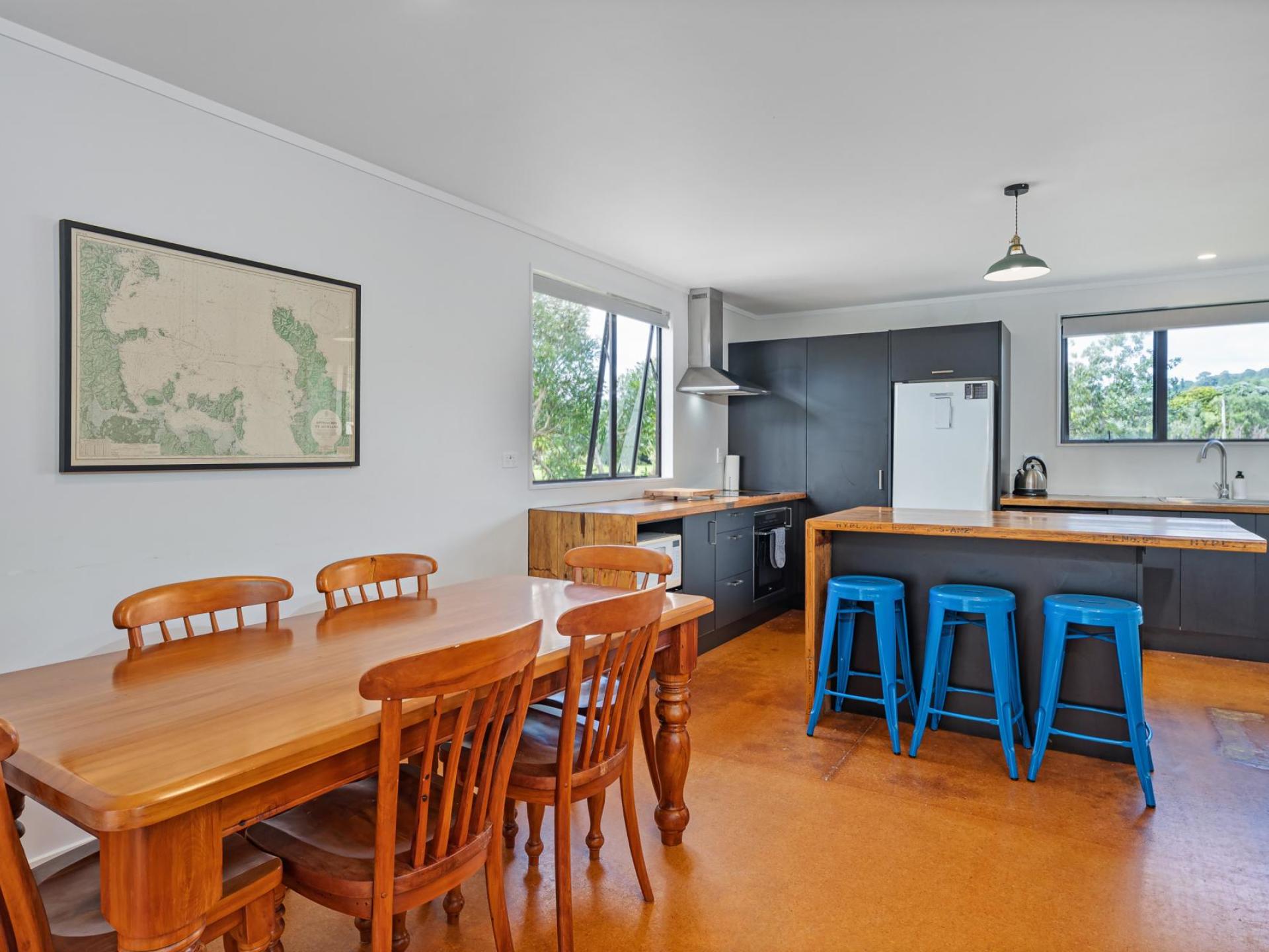 133 McMahon Ave, Whangapoua