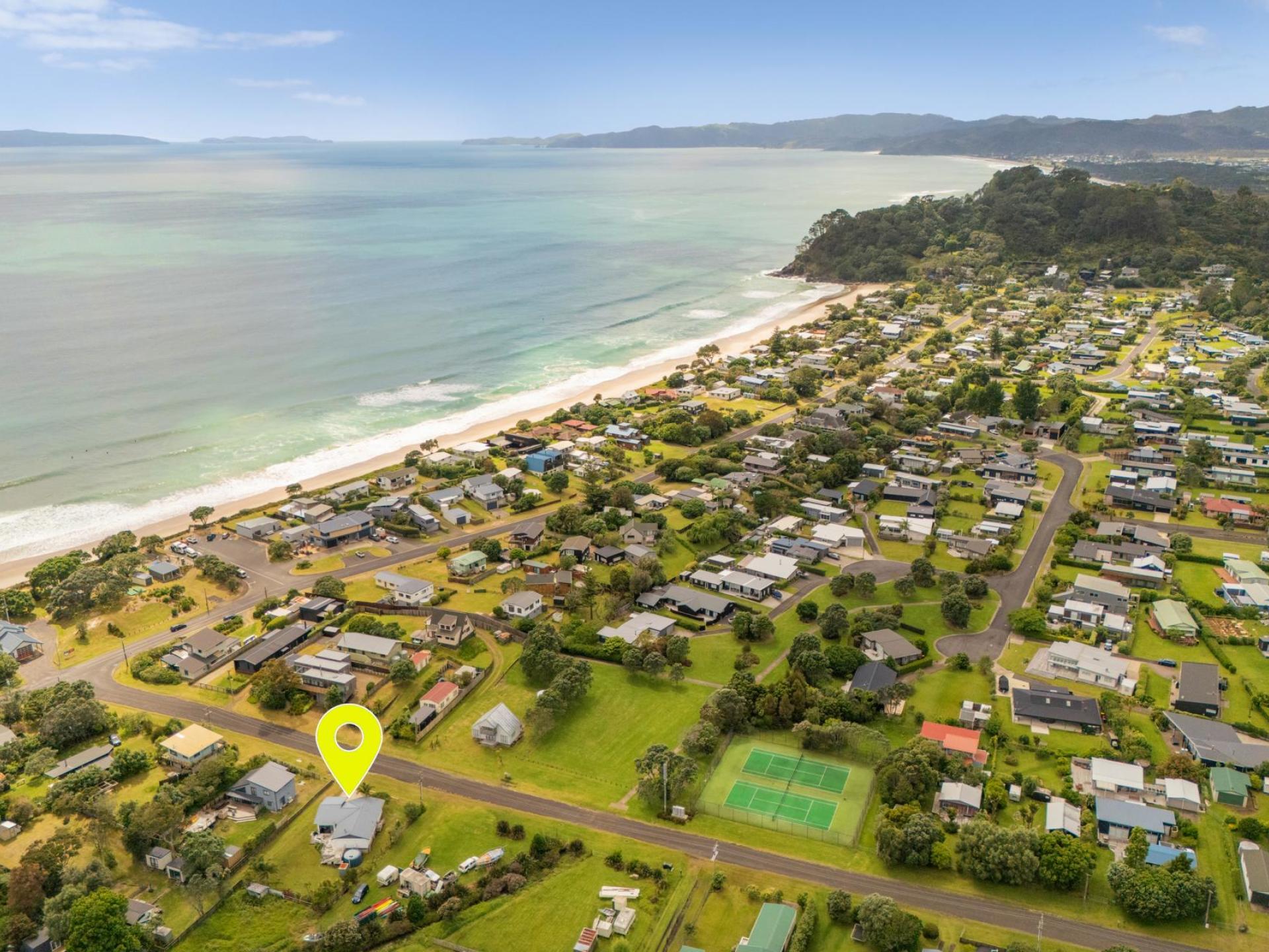 133 McMahon Ave, Whangapoua