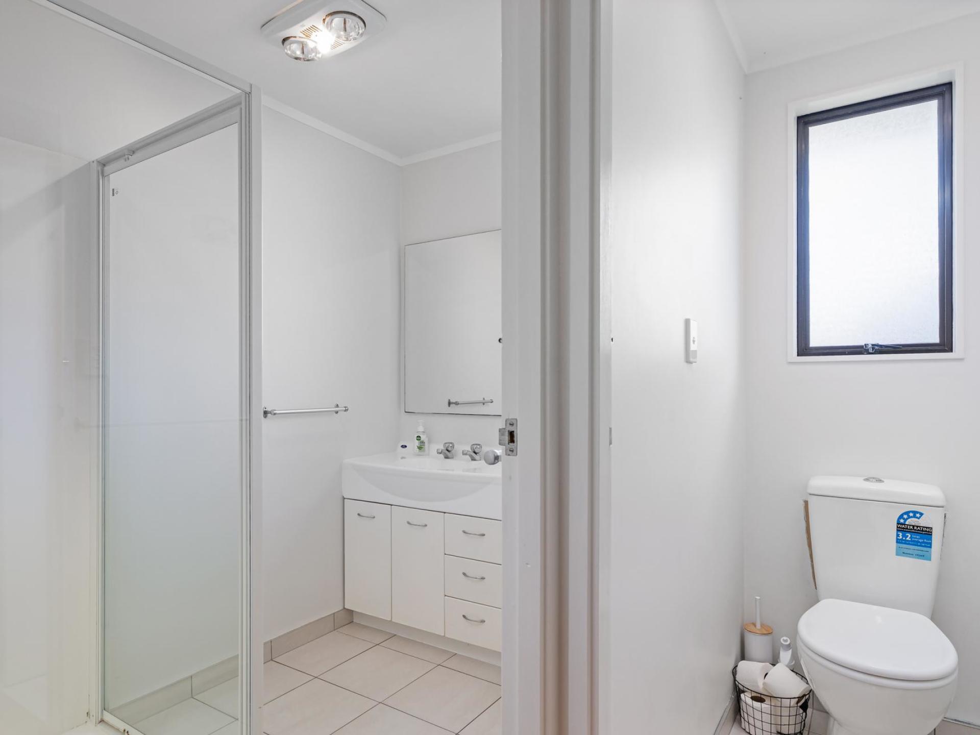 133 McMahon Ave, Whangapoua