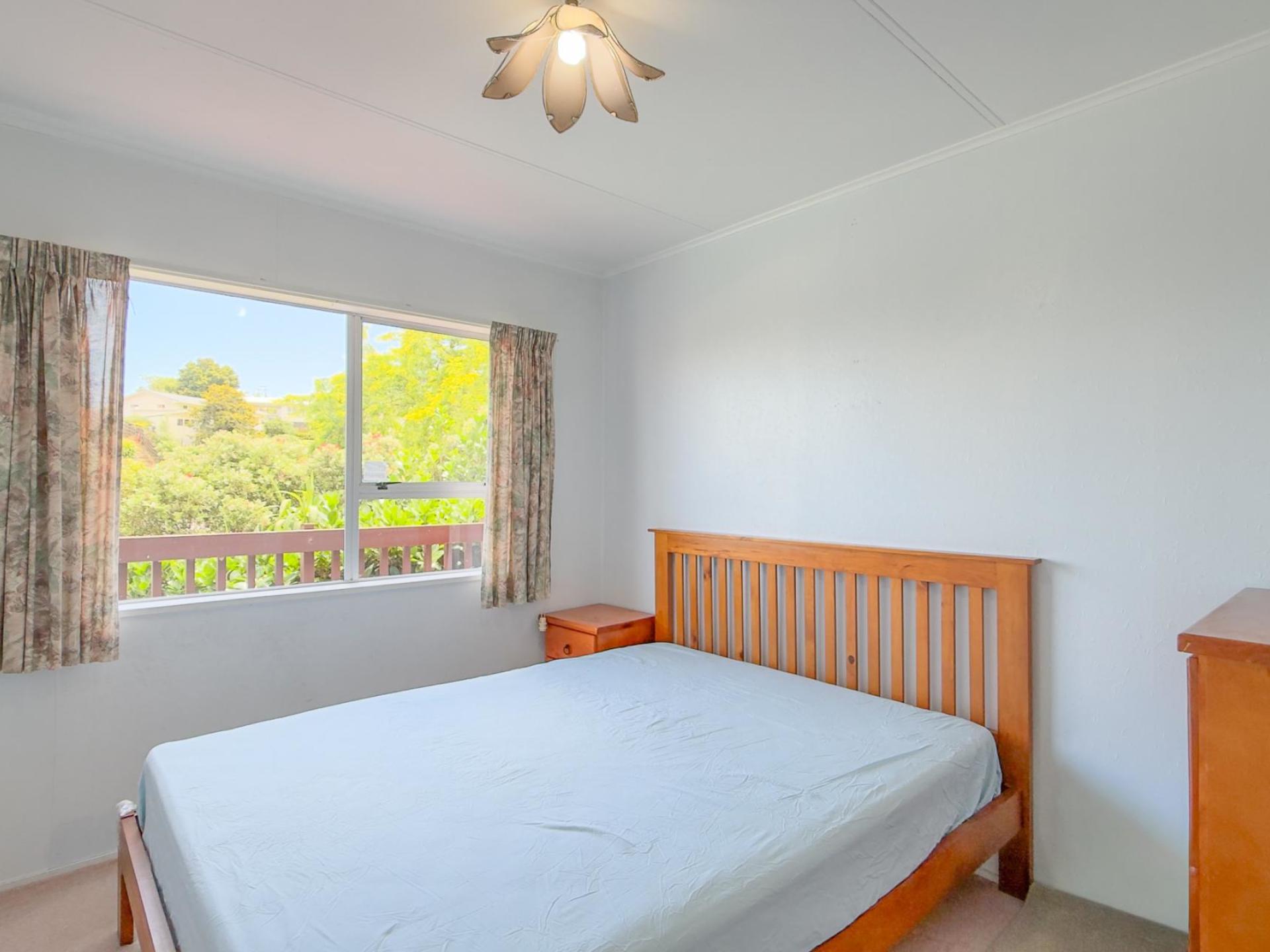 104 Hays Place, Thames