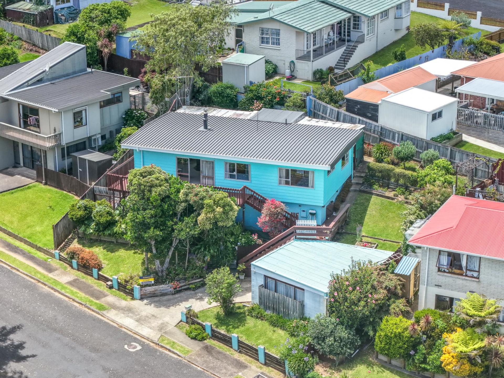 104 Hays Place, Thames