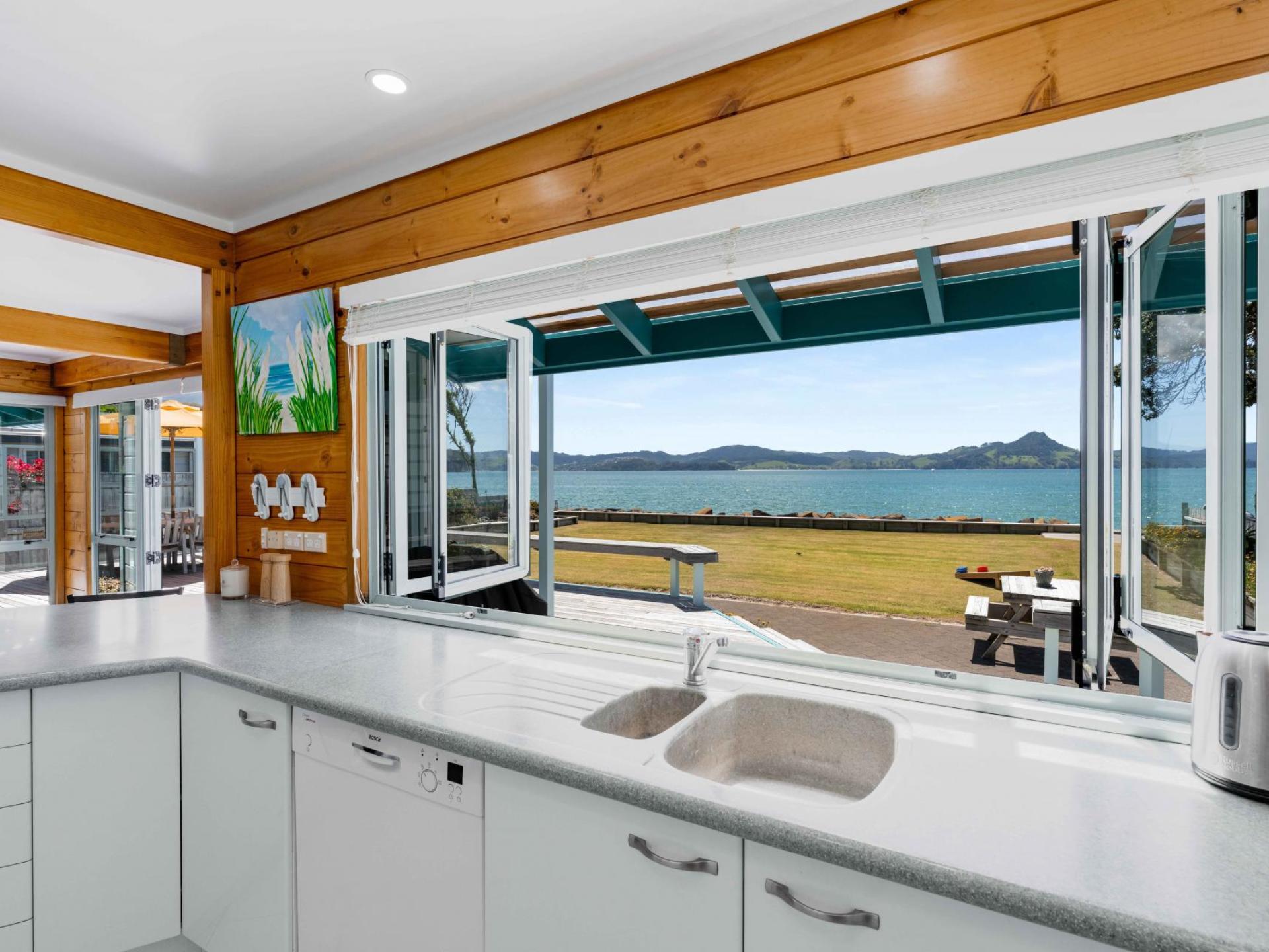 137 Captain Cook Road, Cooks Beach