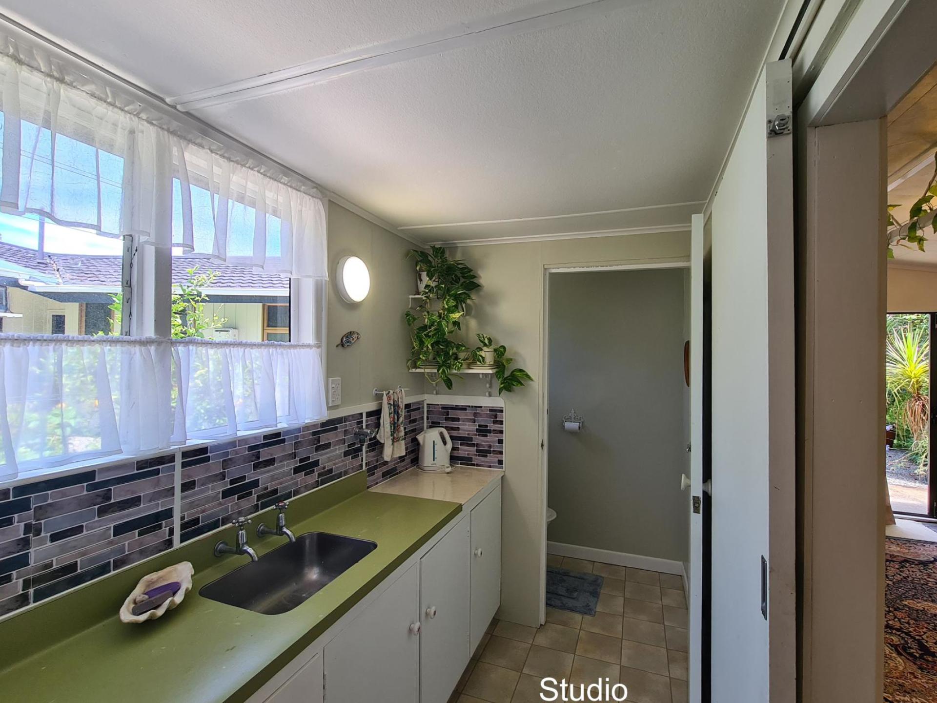 30 Driving Creek Road, Coromandel