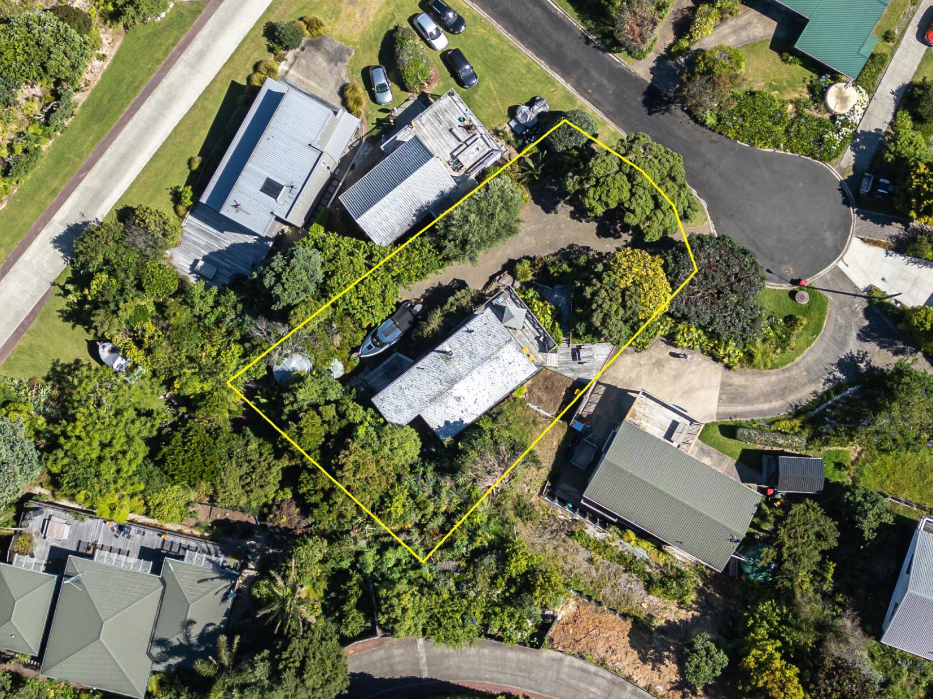 9 Christine Terrace, Hahei