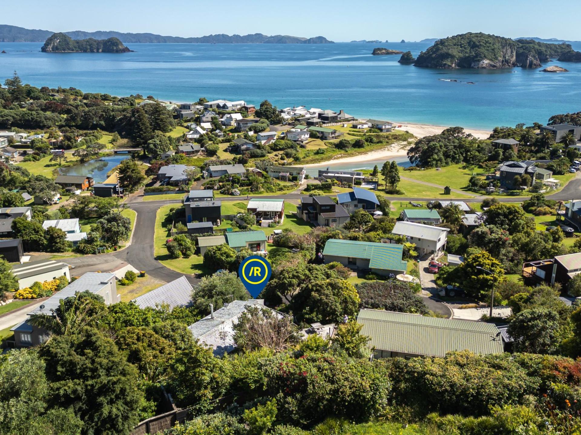 9 Christine Terrace, Hahei