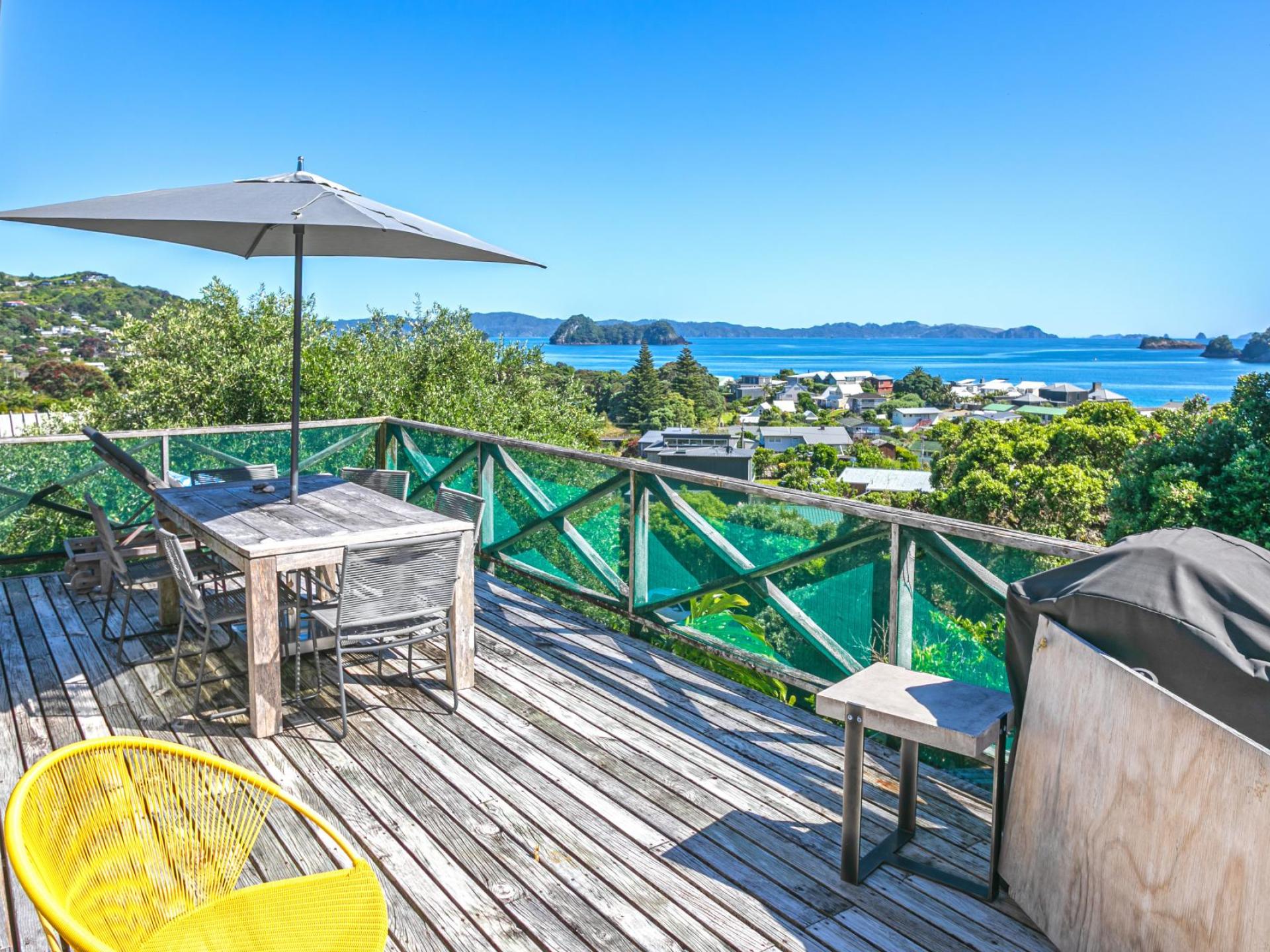 9 Christine Terrace, Hahei