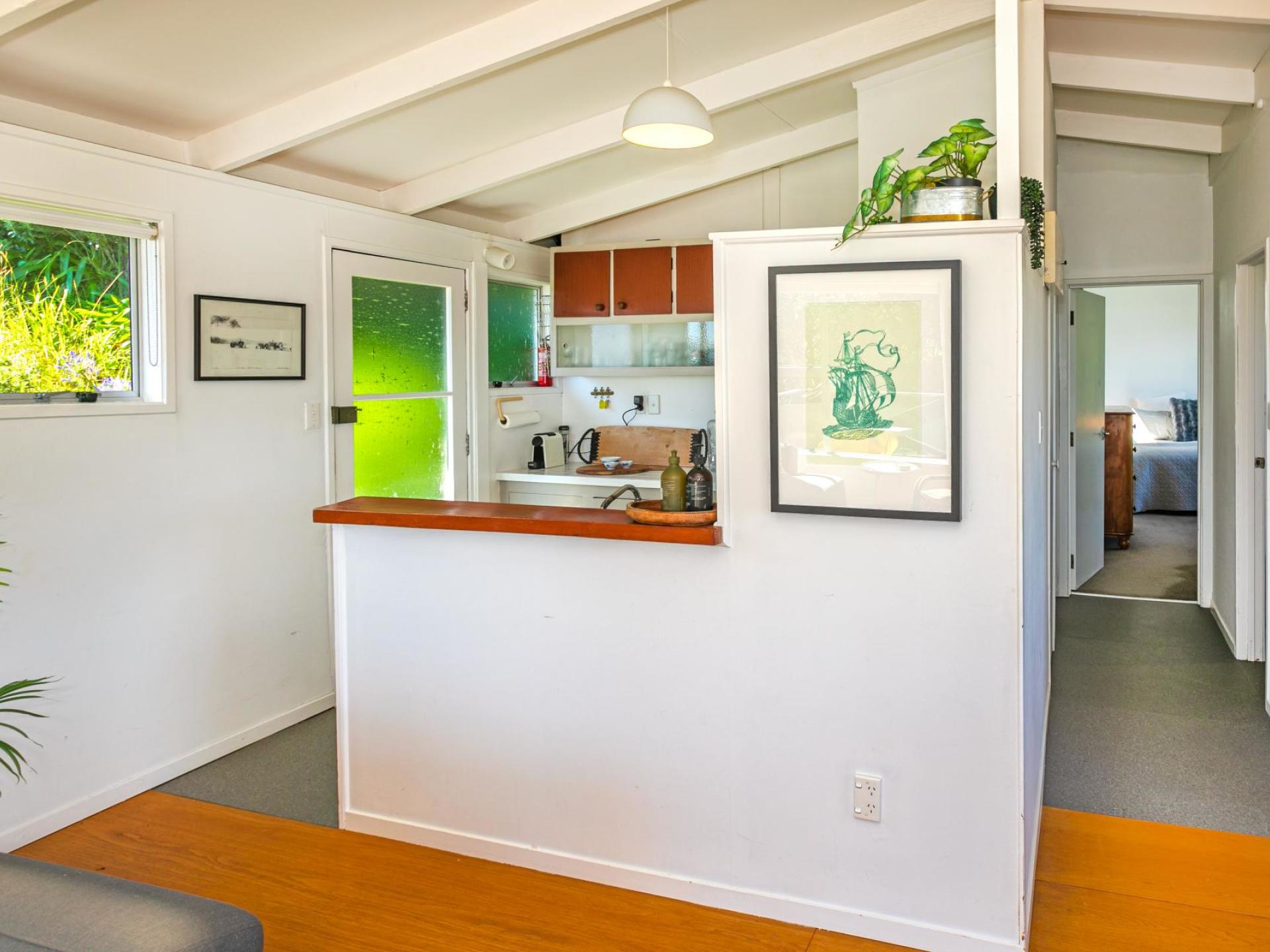 9 Christine Terrace, Hahei