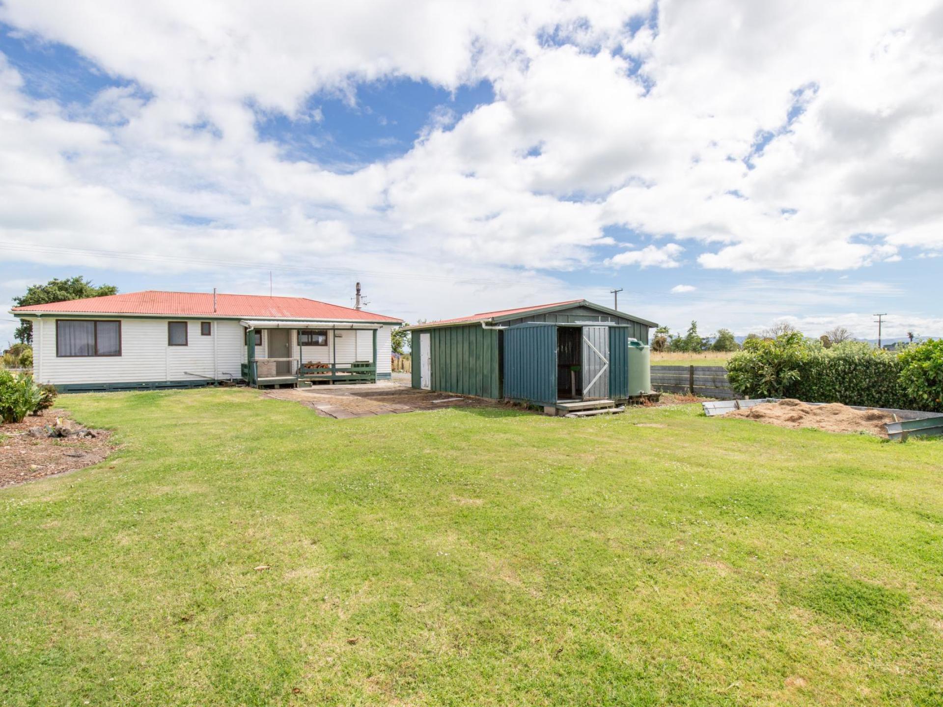 754 State Highway 25, Waitakaruru