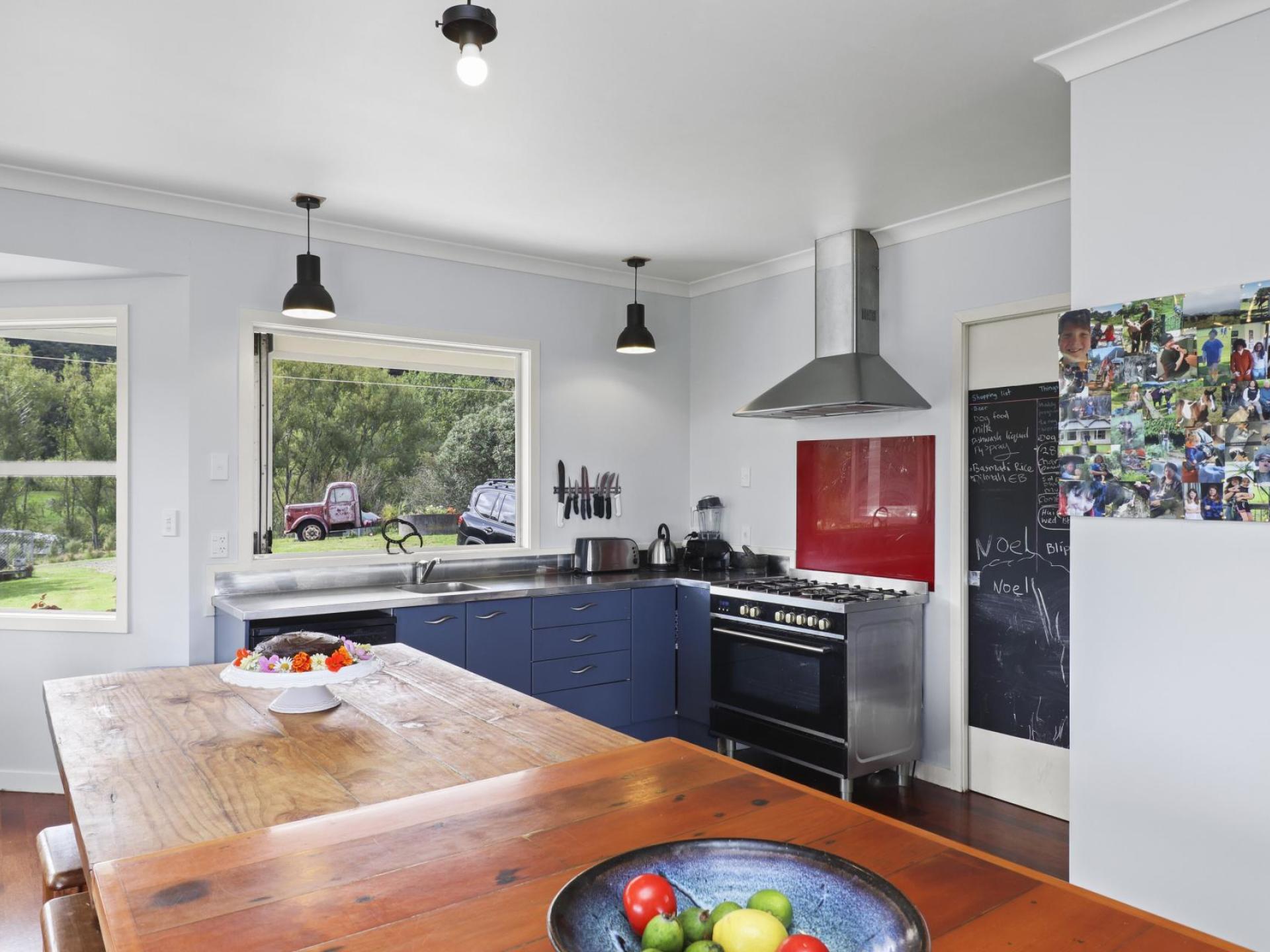 208 McQuoid Road, Coromandel