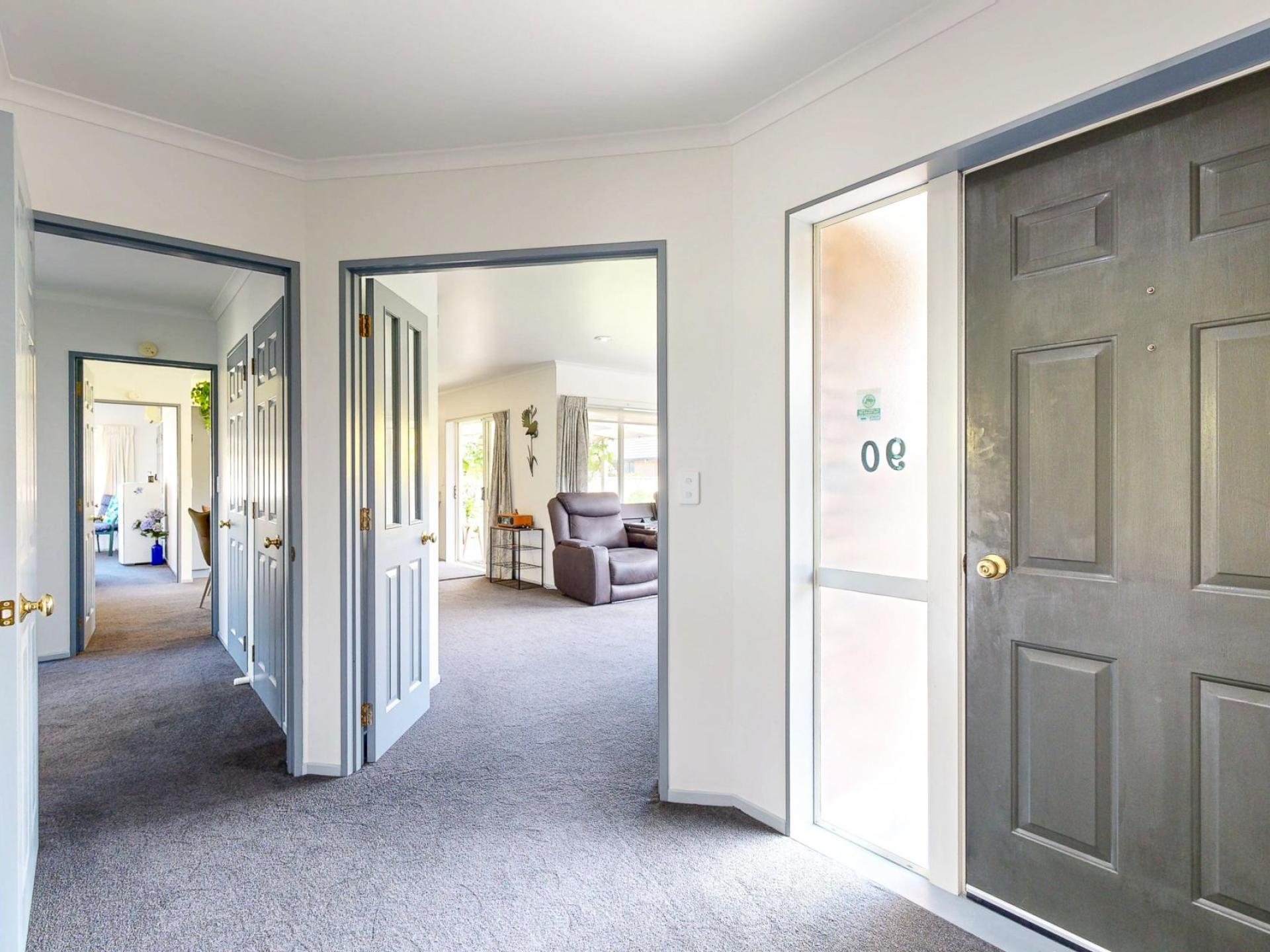 90B Richmond Street, Thames