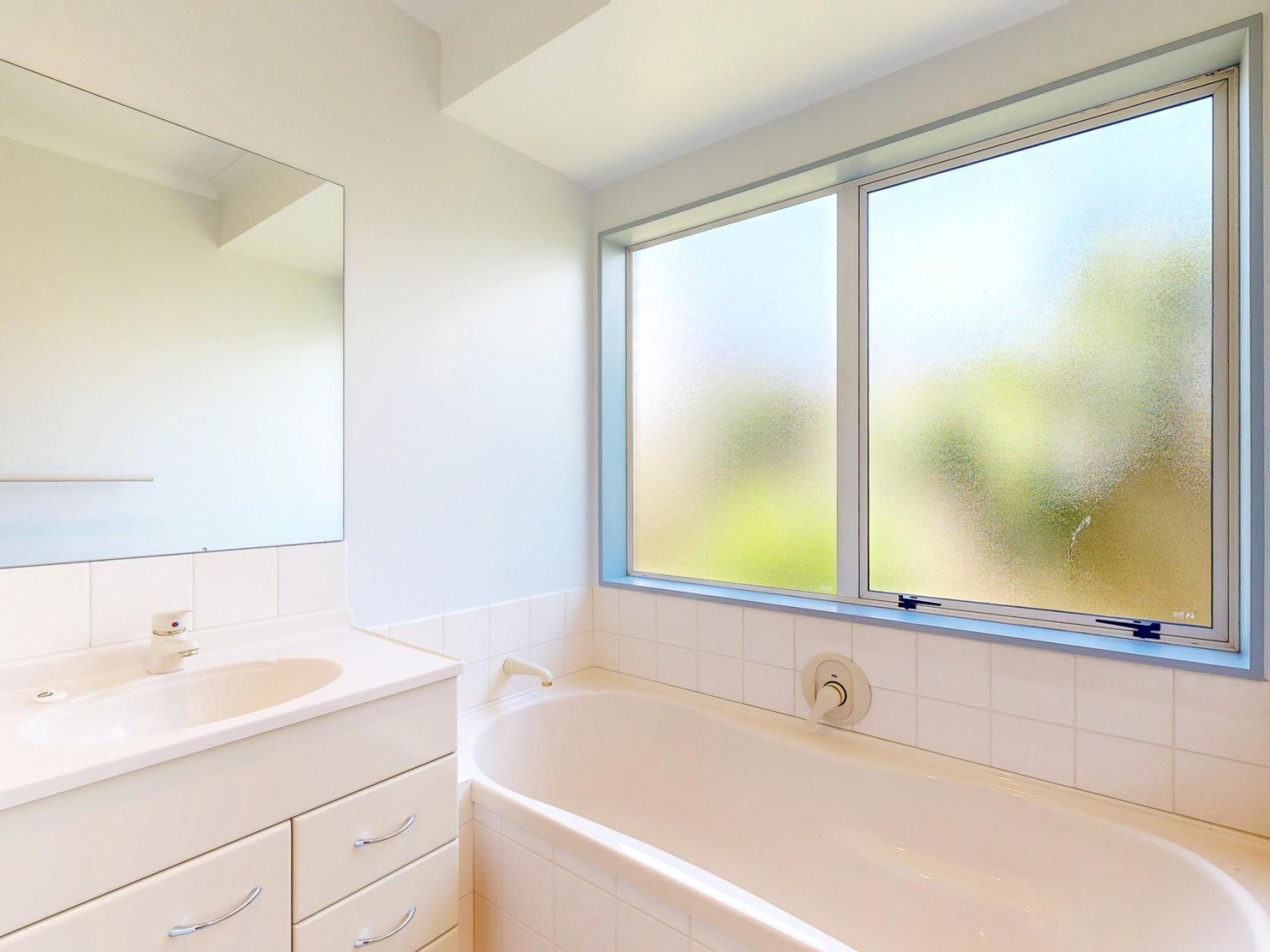 90B Richmond Street, Thames