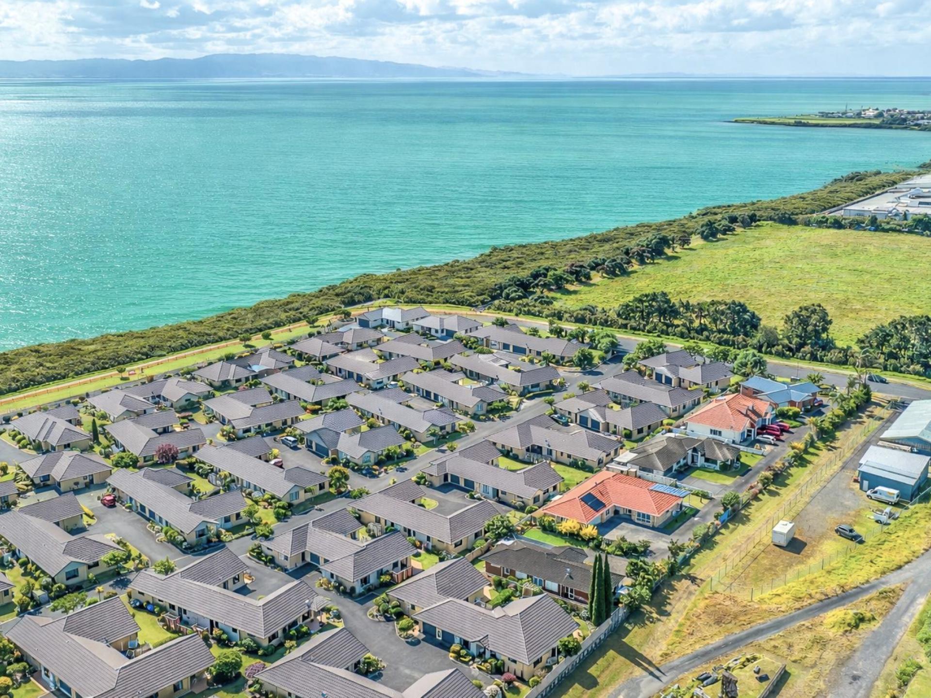 90B Richmond Street, Thames