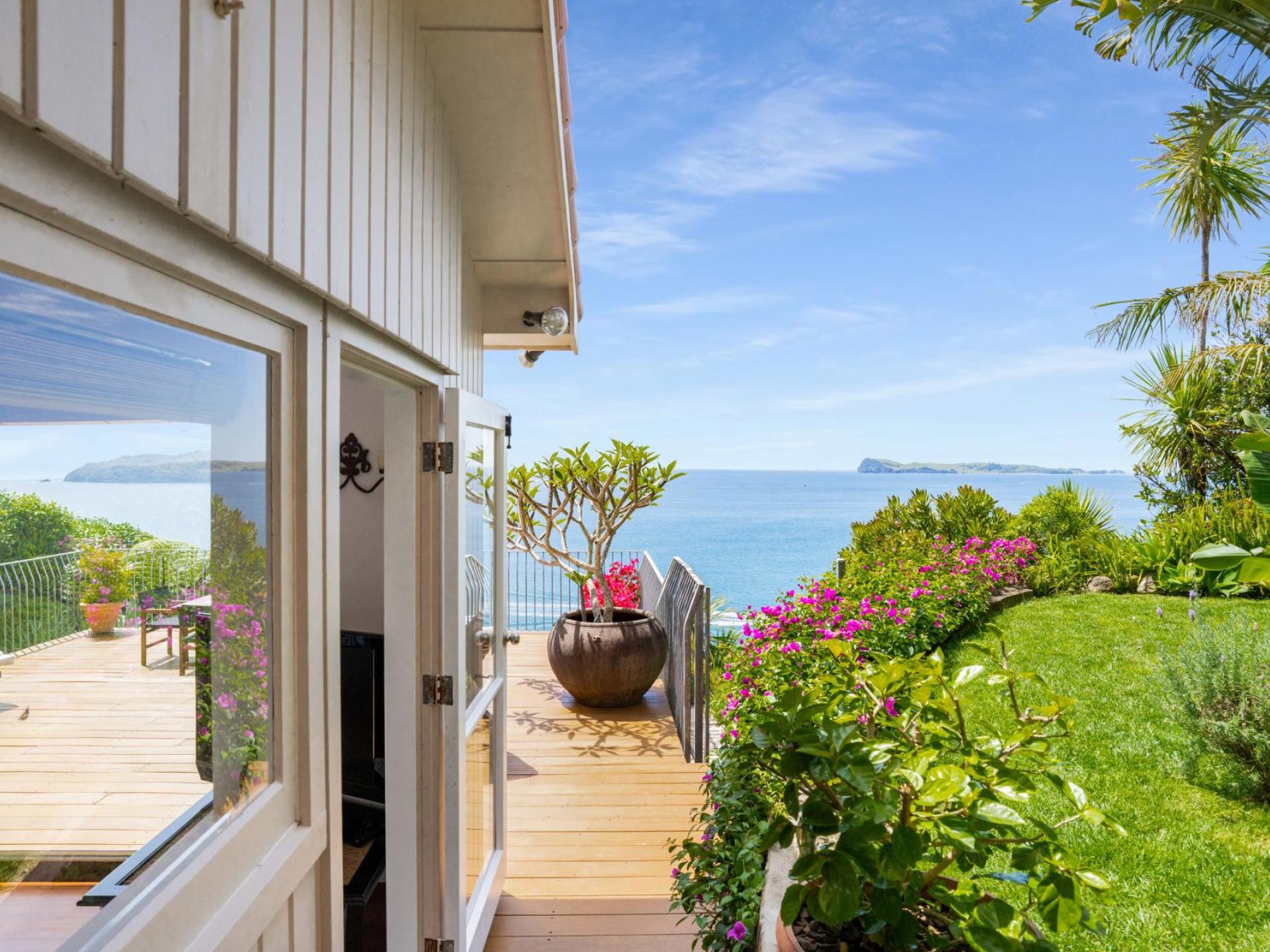 15 Pacific Drive, Tairua