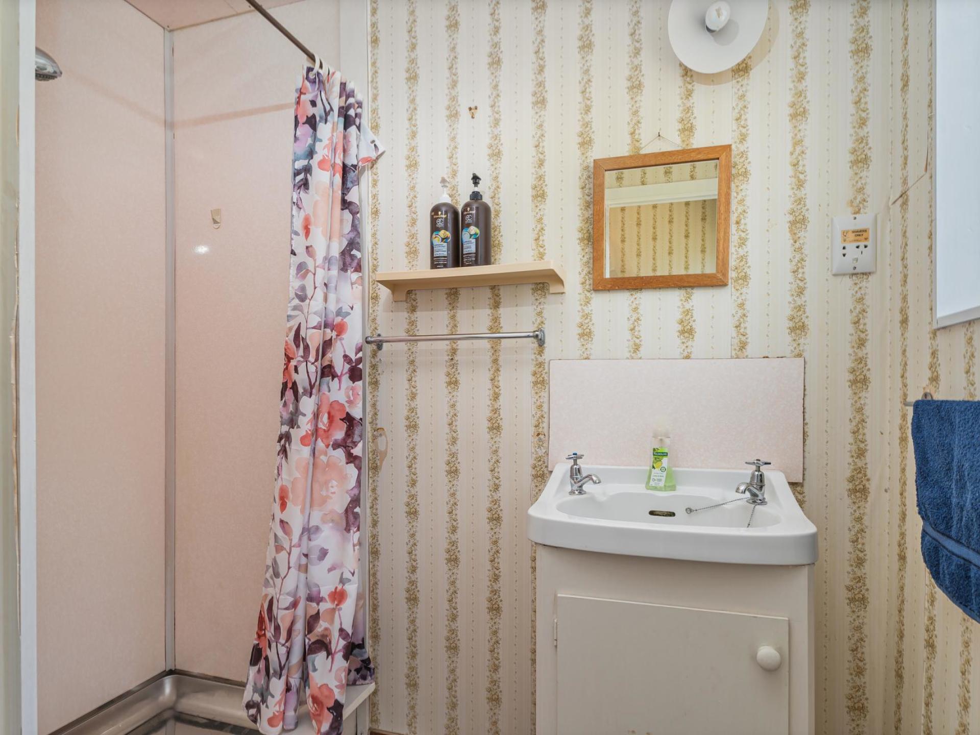 235 Tangiora Avenue, Whangapoua