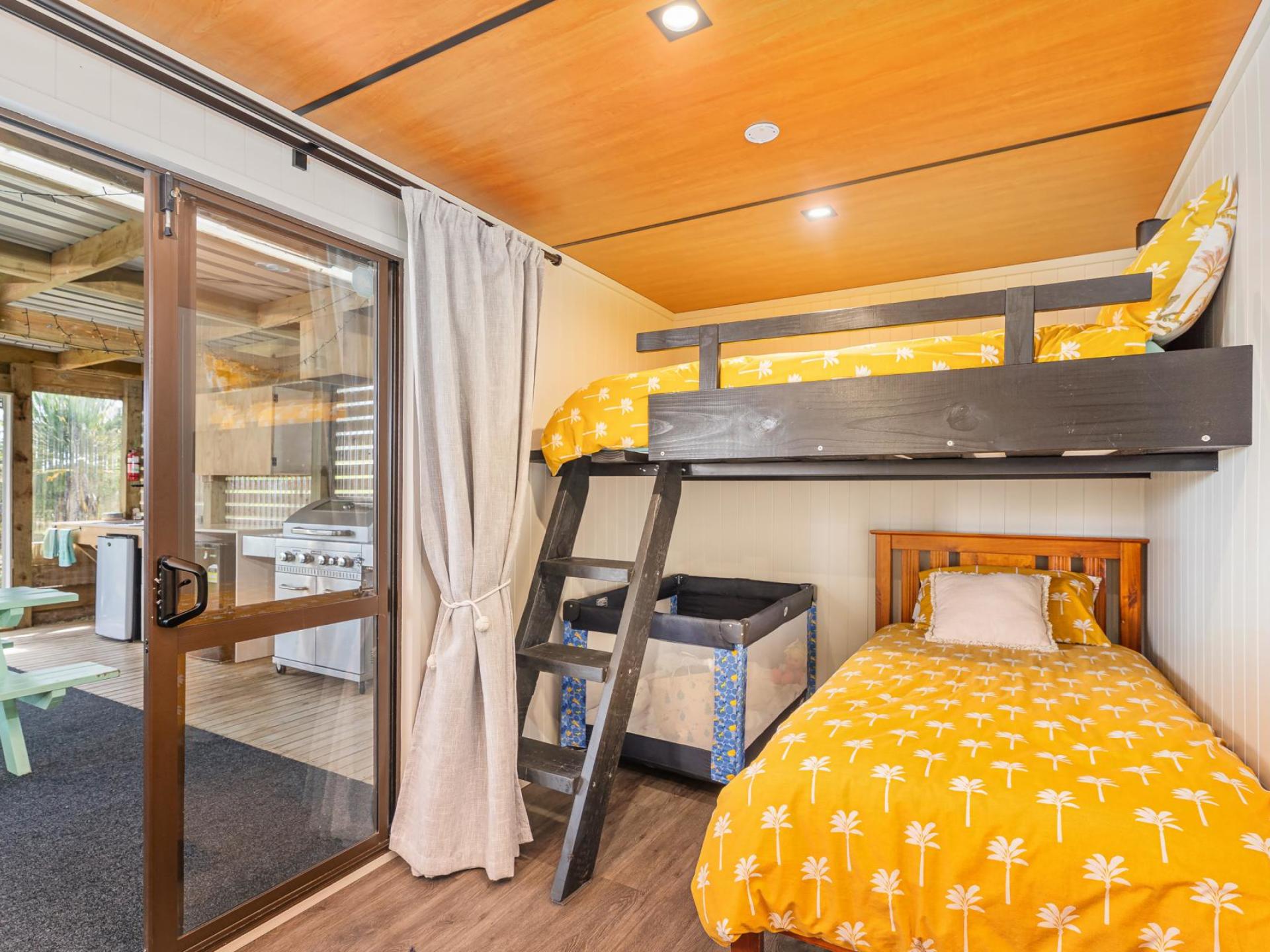 24 Oliver Leighs Drive, Cooks Beach