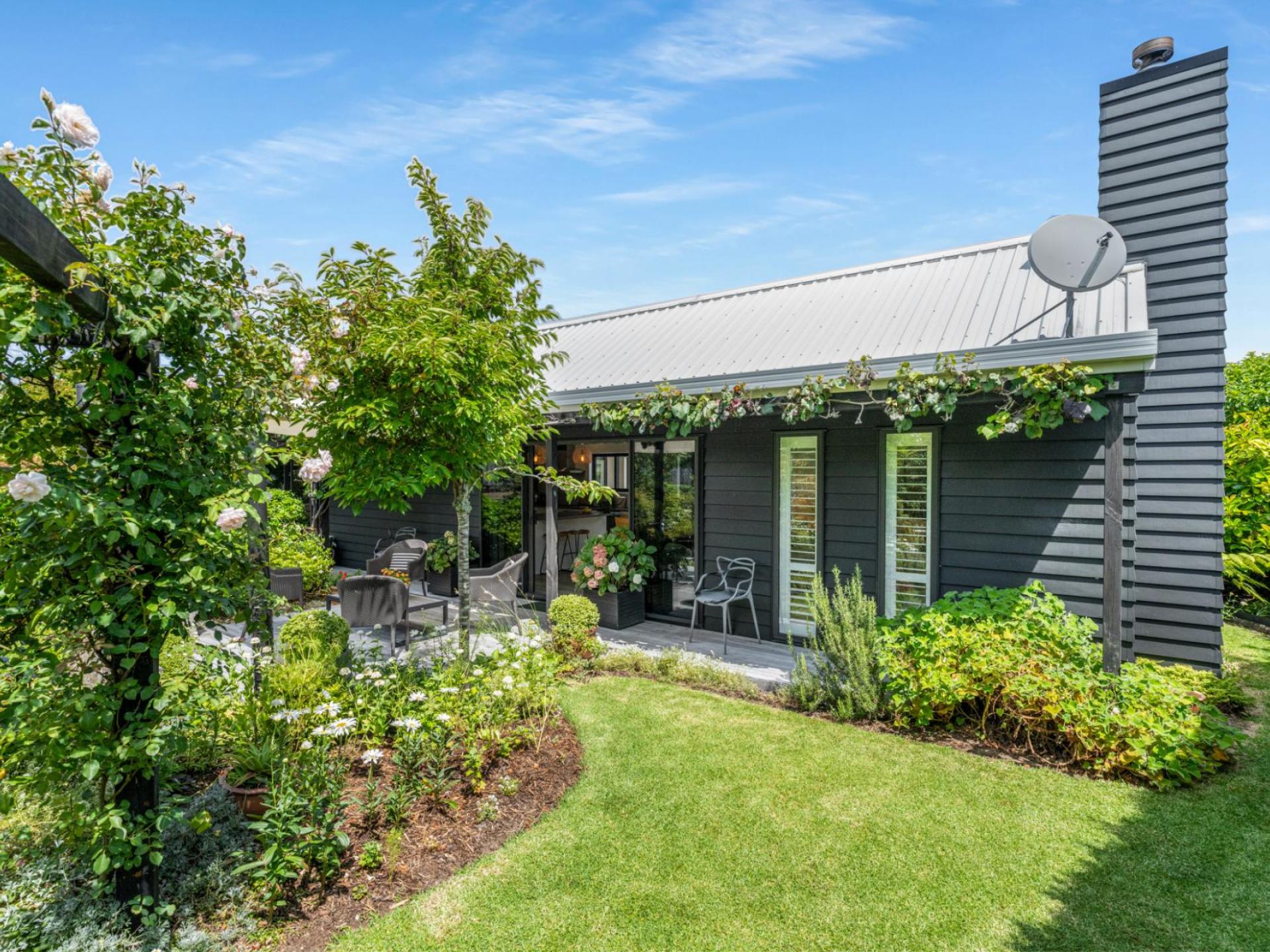 7 Willow Grove, Tairua