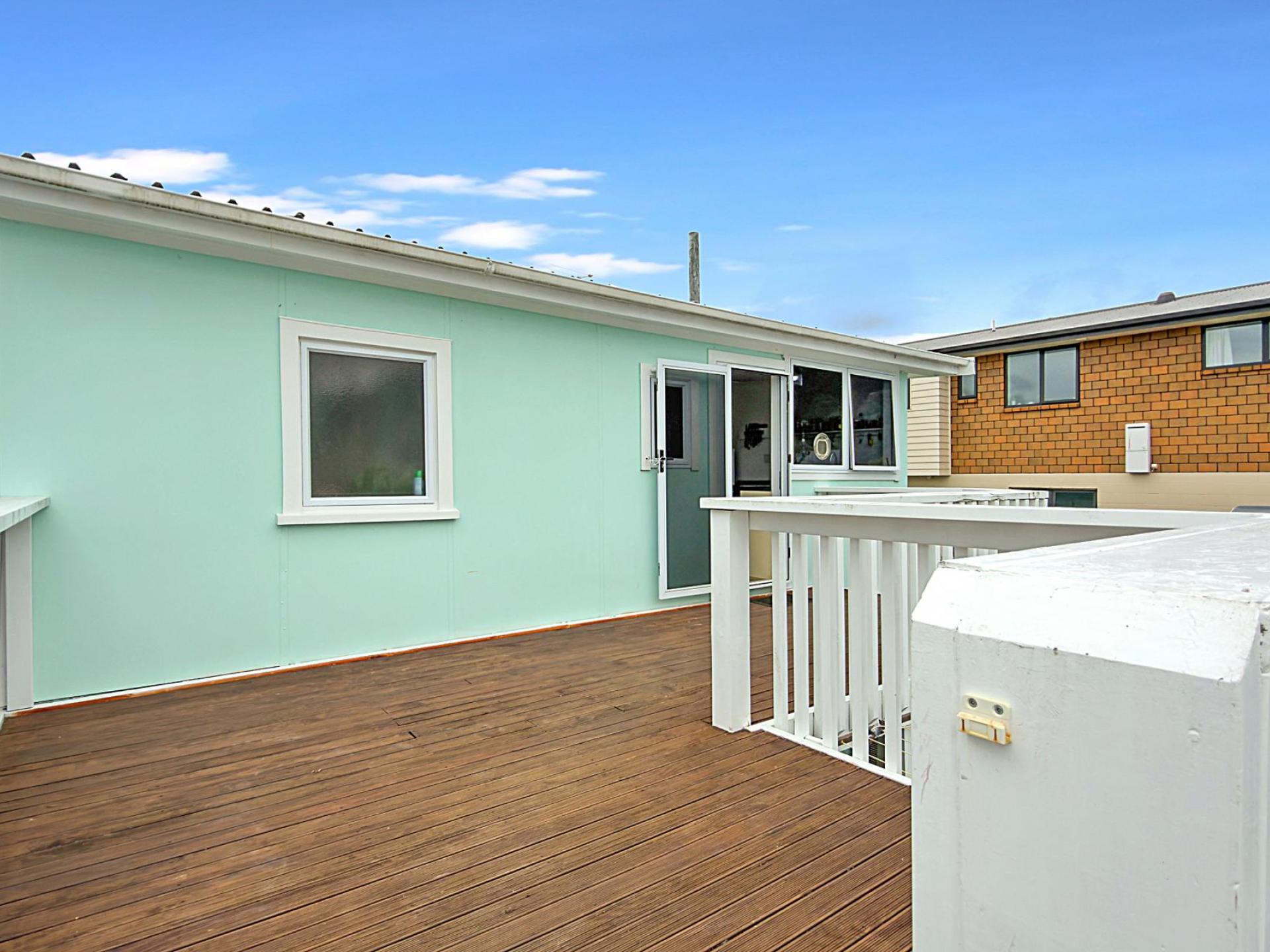 11 Tatahi Street, Thames