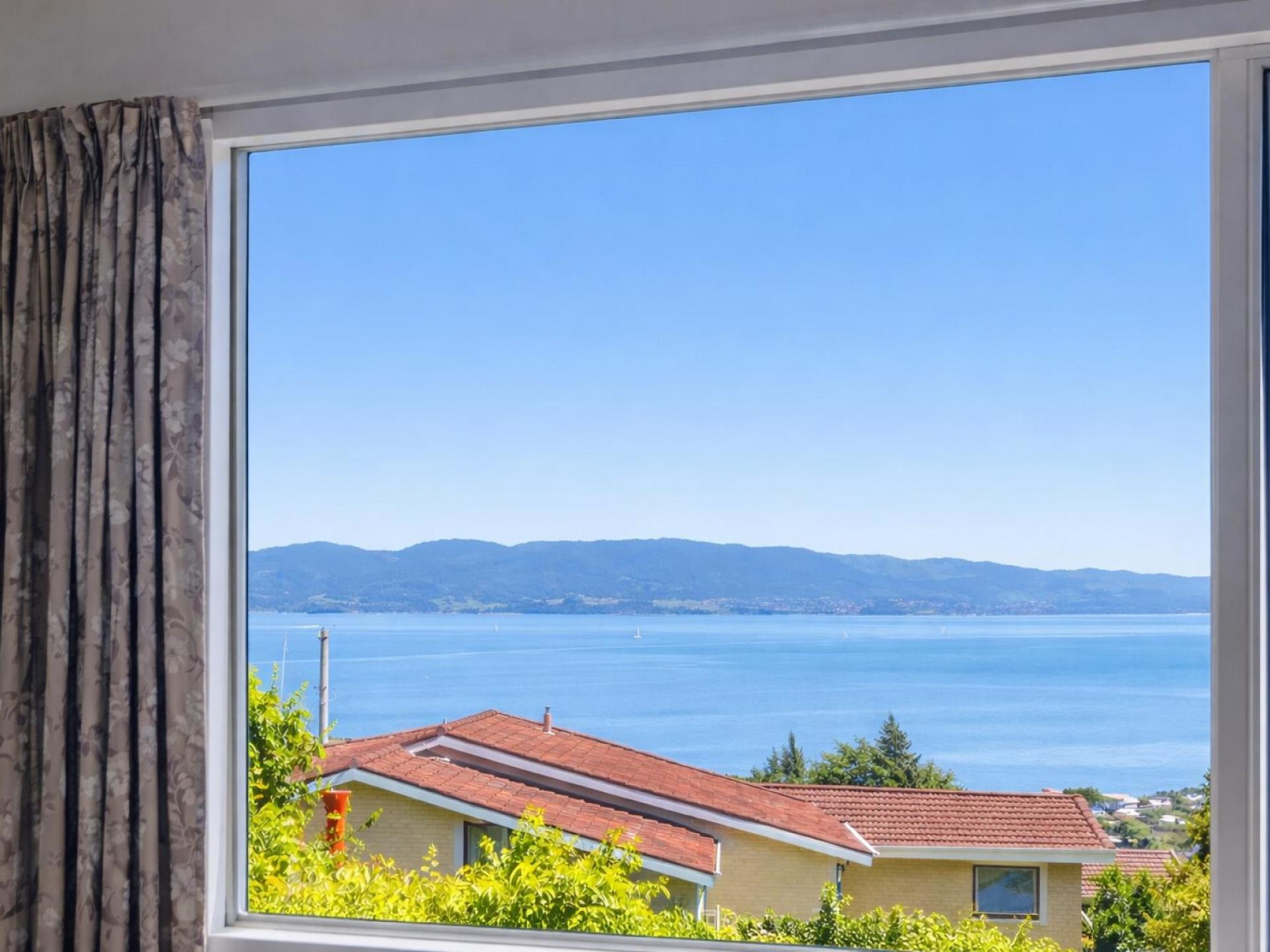 106 Regent Heights, Thames