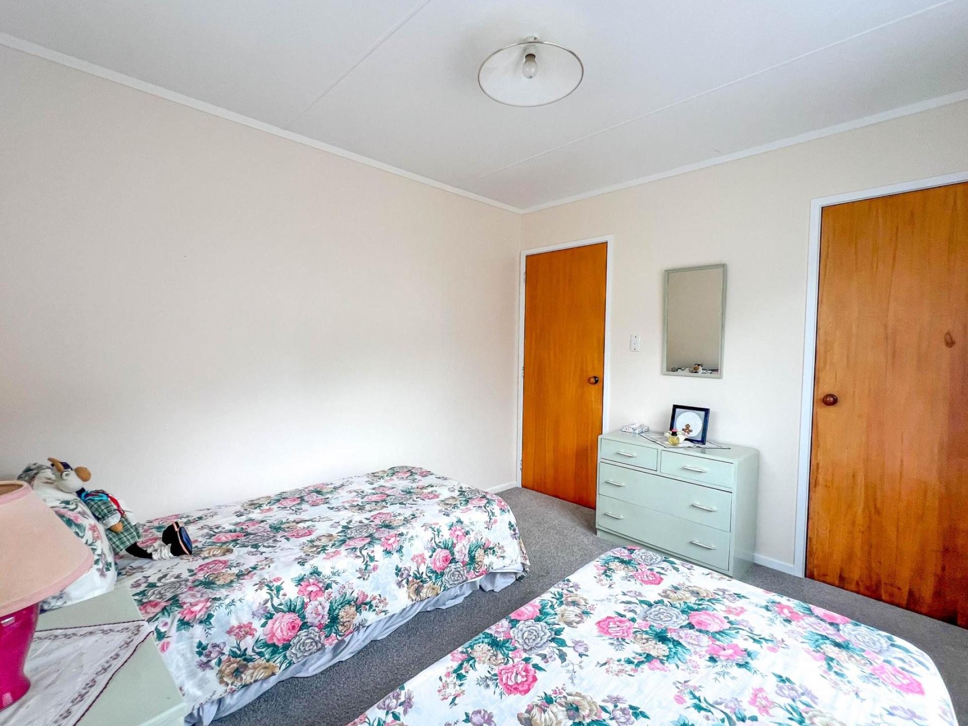 106 Regent Heights, Thames