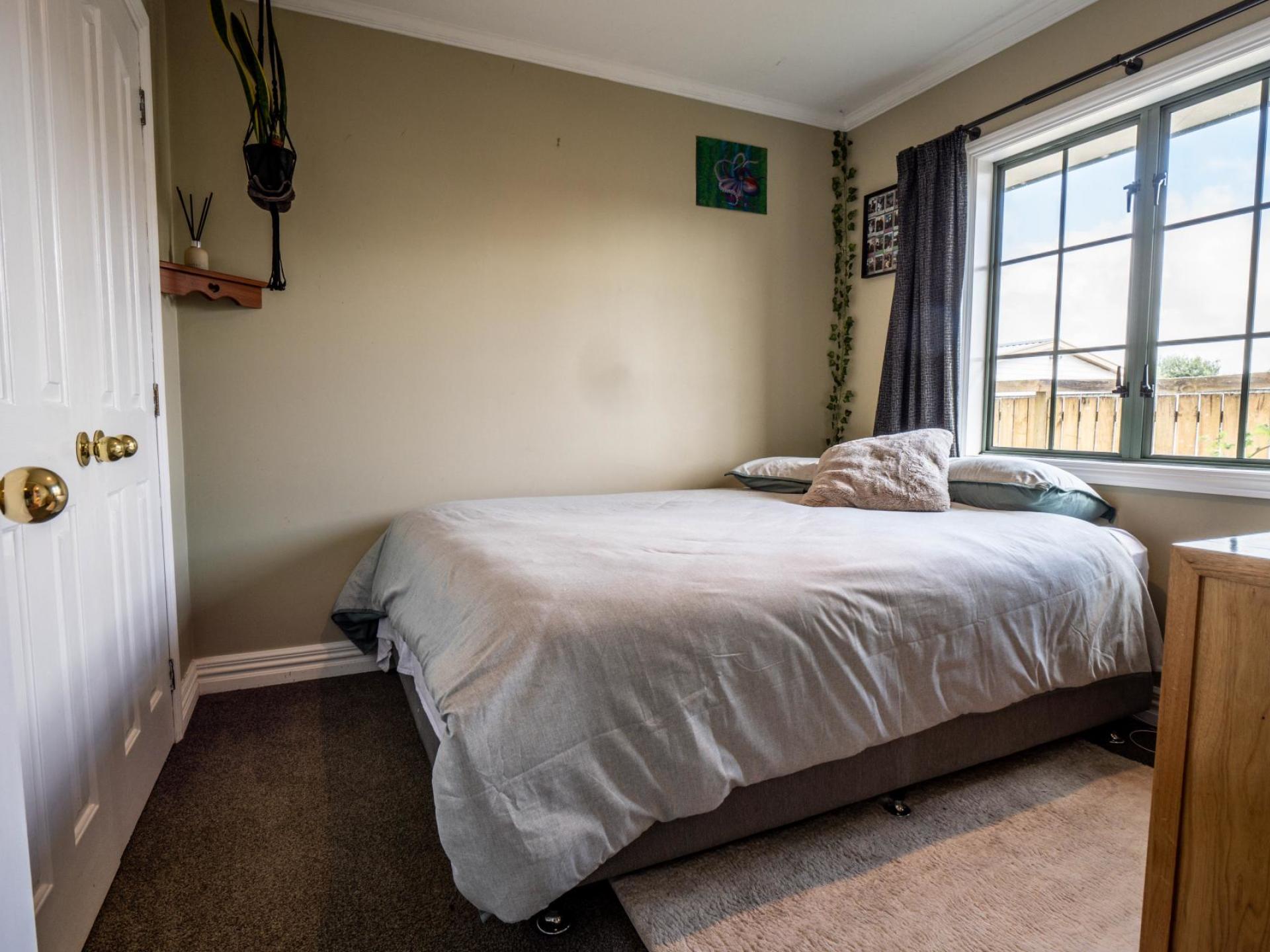 27 Raratuna Street, Turua