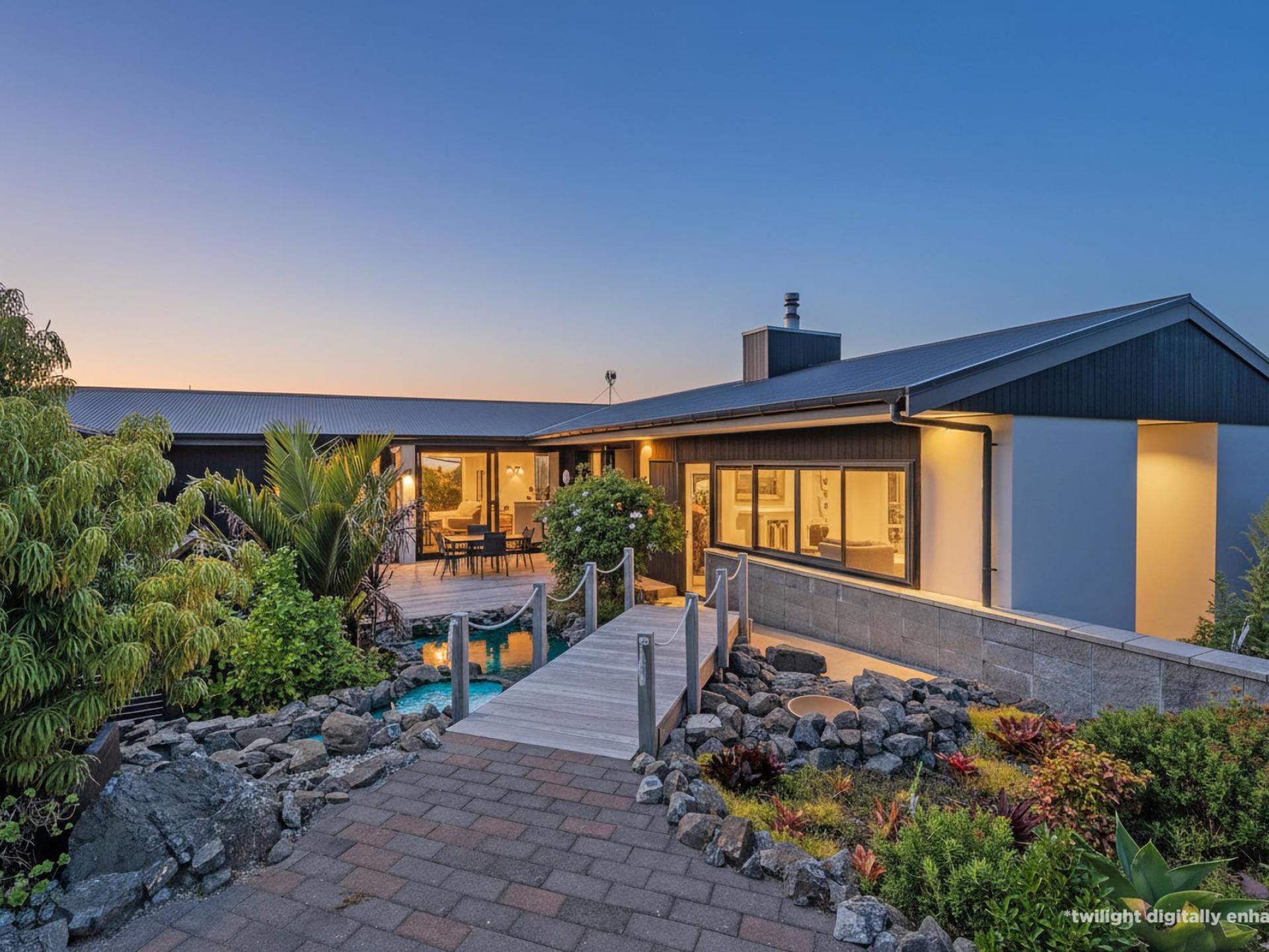 135 Huihana, Coromandel