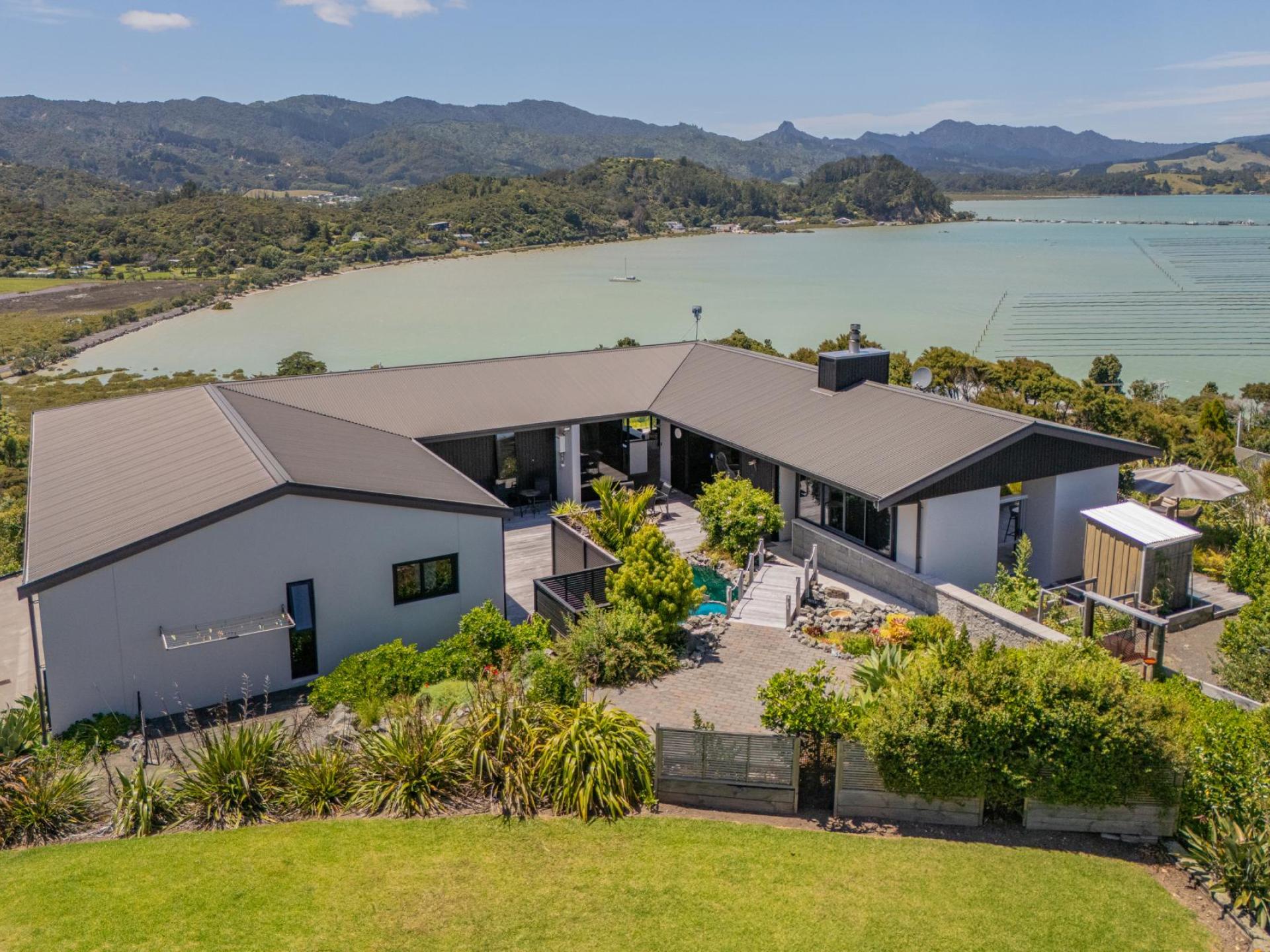 135 Huihana, Coromandel