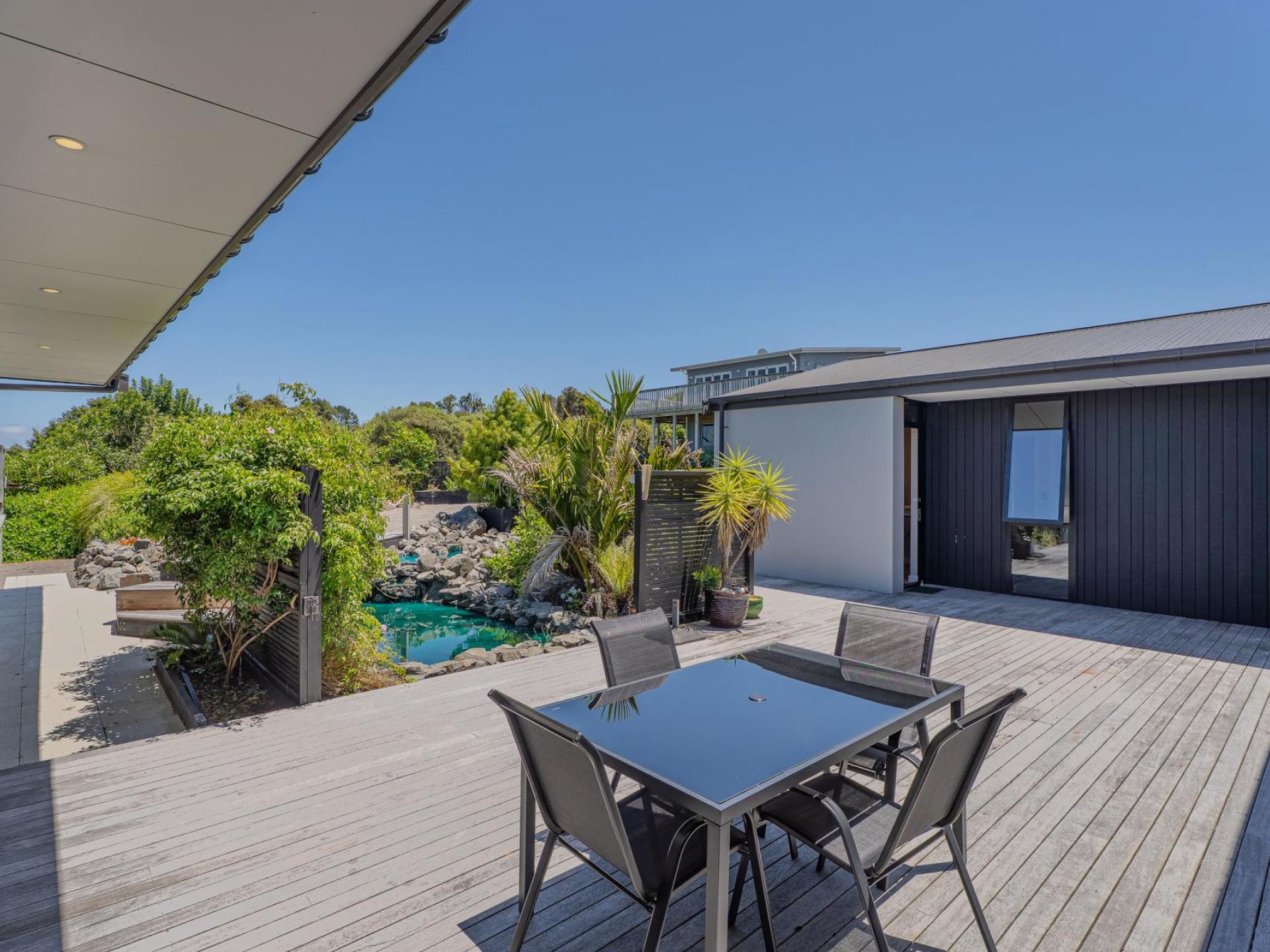 135 Huihana, Coromandel