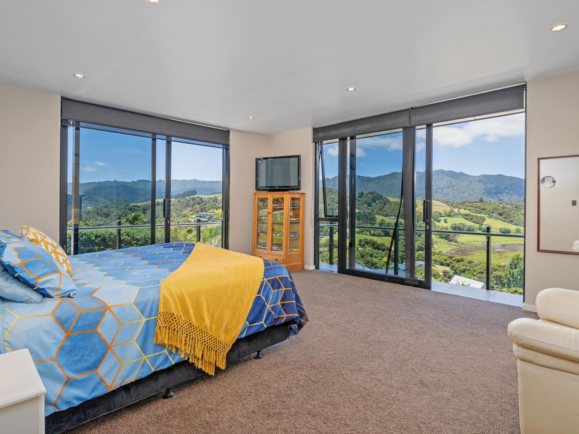 135 Huihana, Coromandel