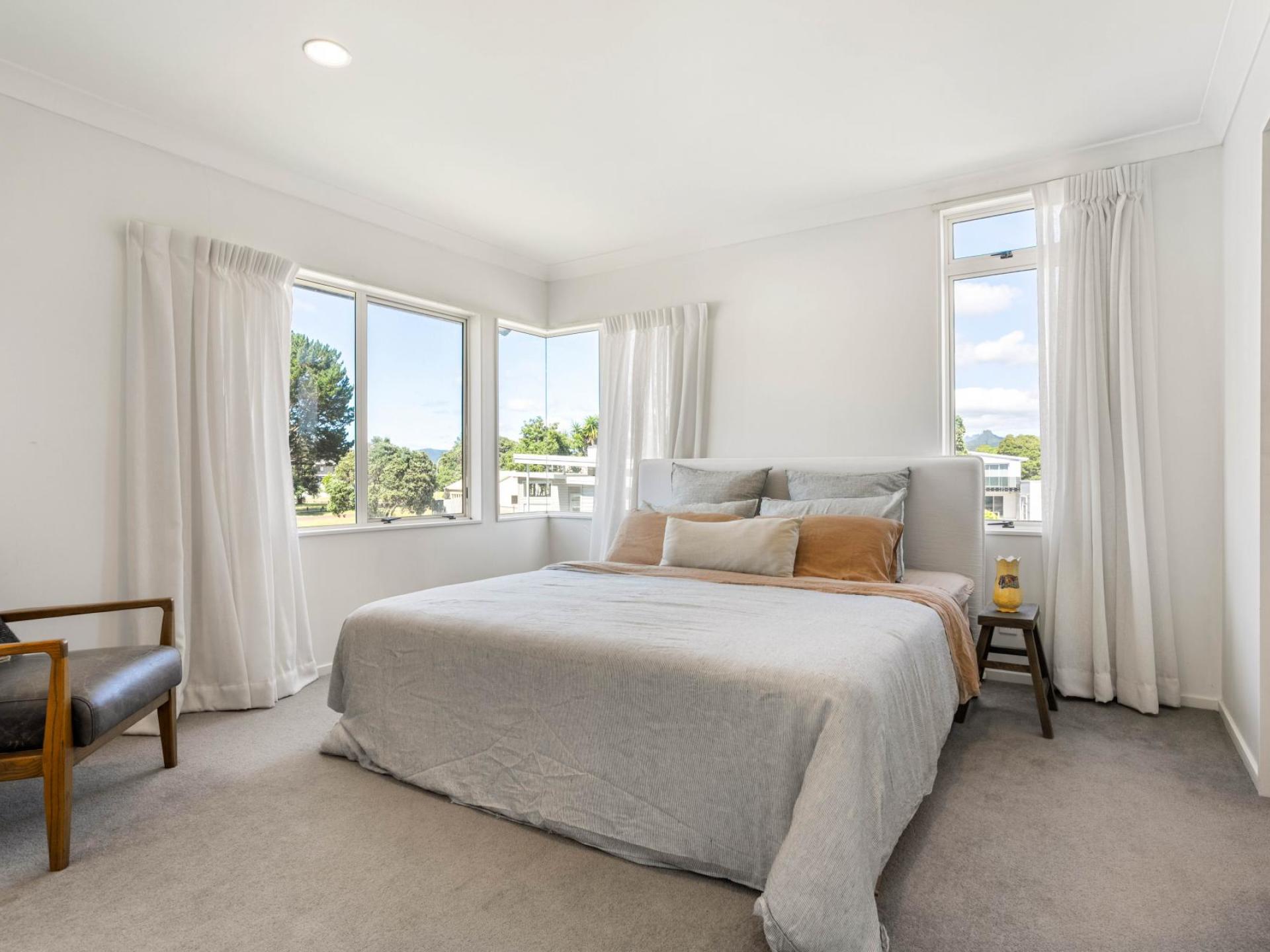 10 Justintime, Pauanui