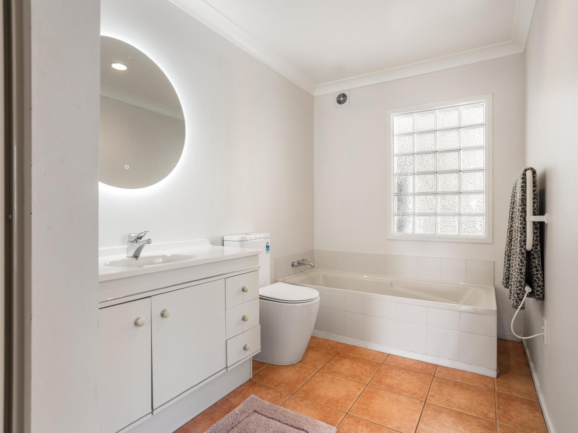 10 Justintime, Pauanui