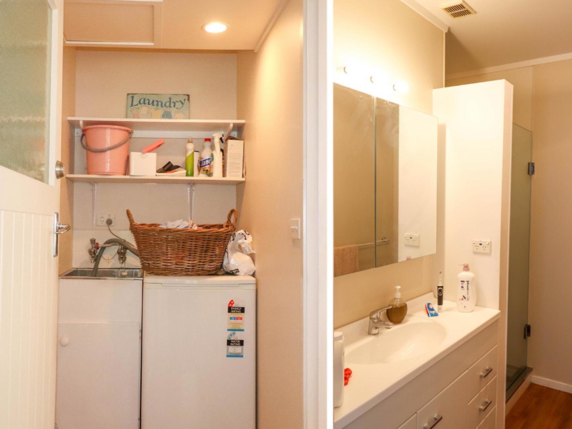 214 Augustus Street South, Thames