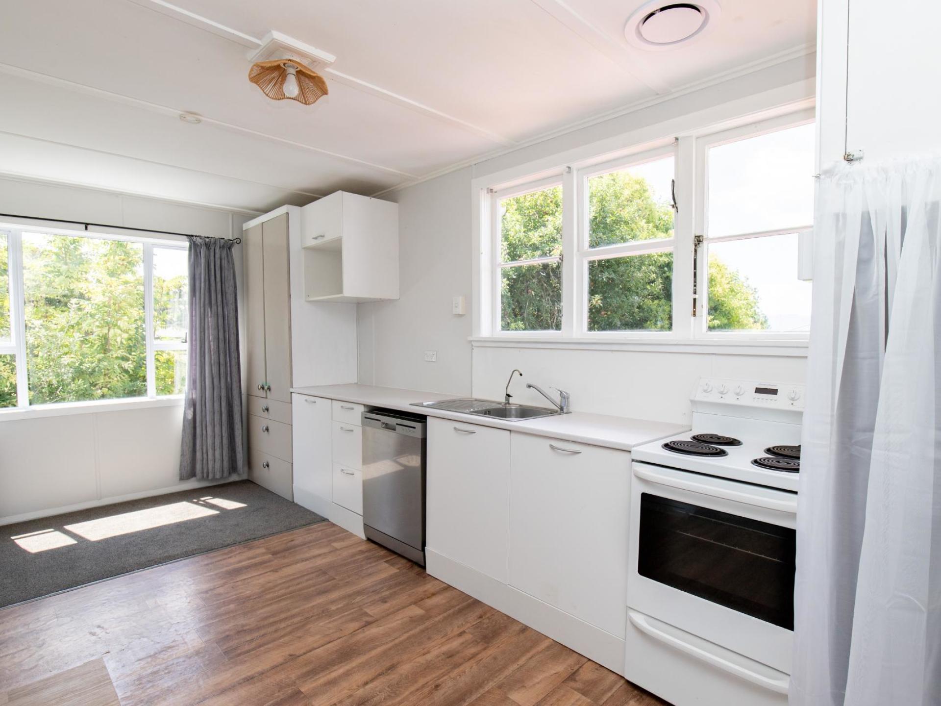 6 Stanley Street, Kerepehi