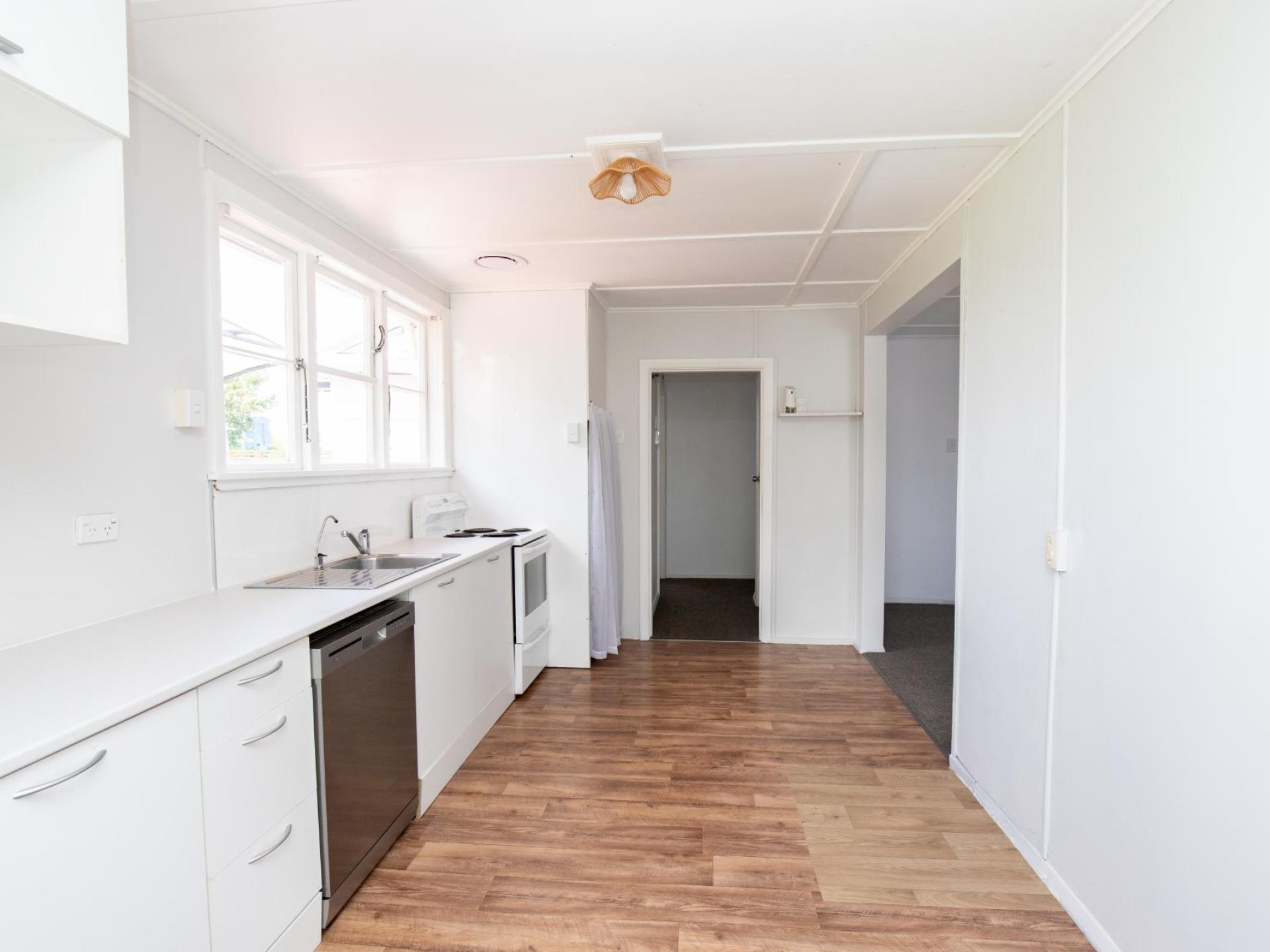 6 Stanley Street, Kerepehi