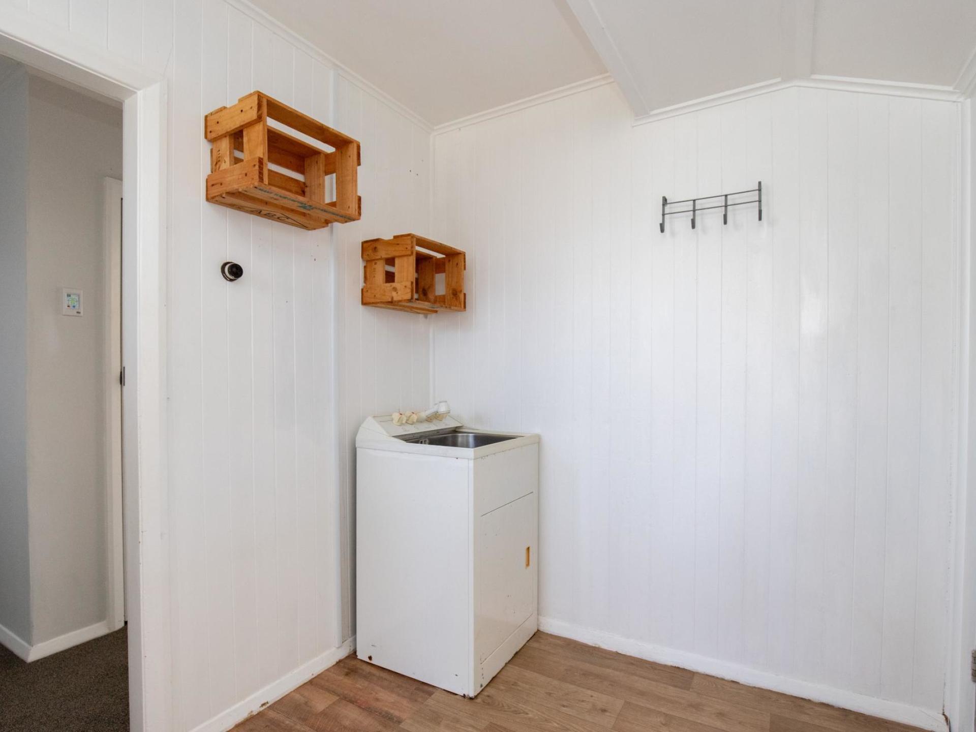 6 Stanley Street, Kerepehi