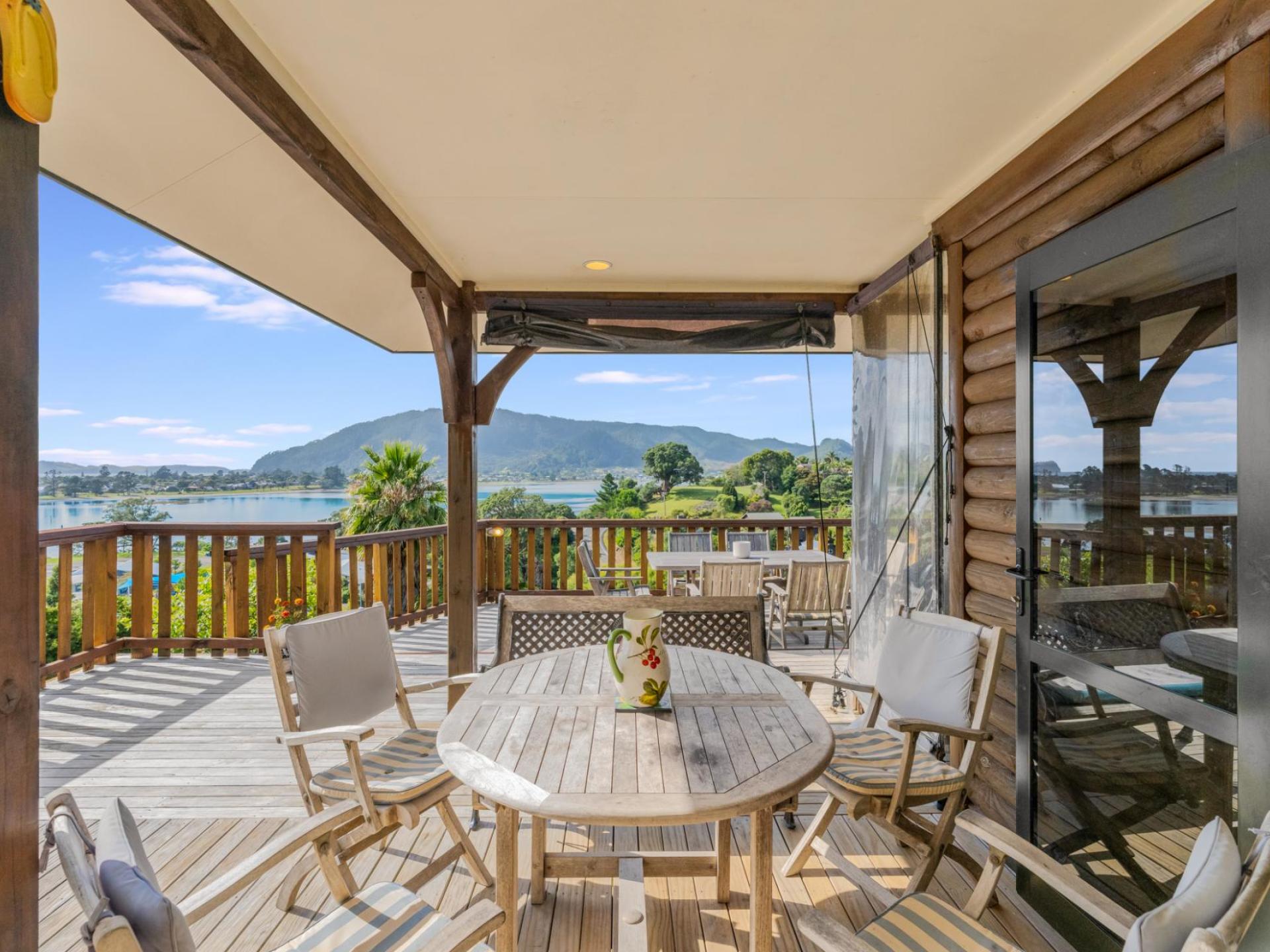 103 Main Road, Tairua