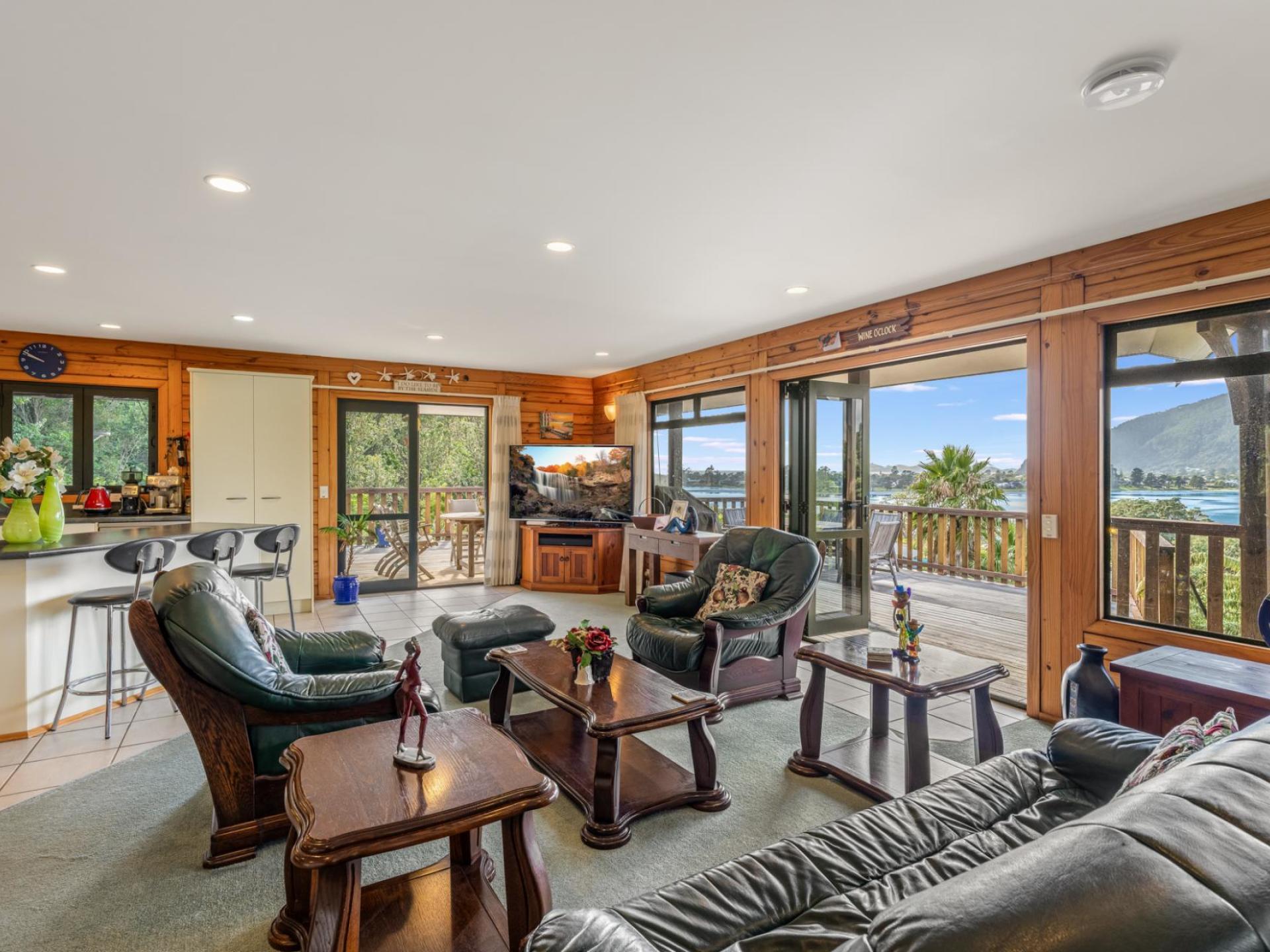 103 Main Road, Tairua