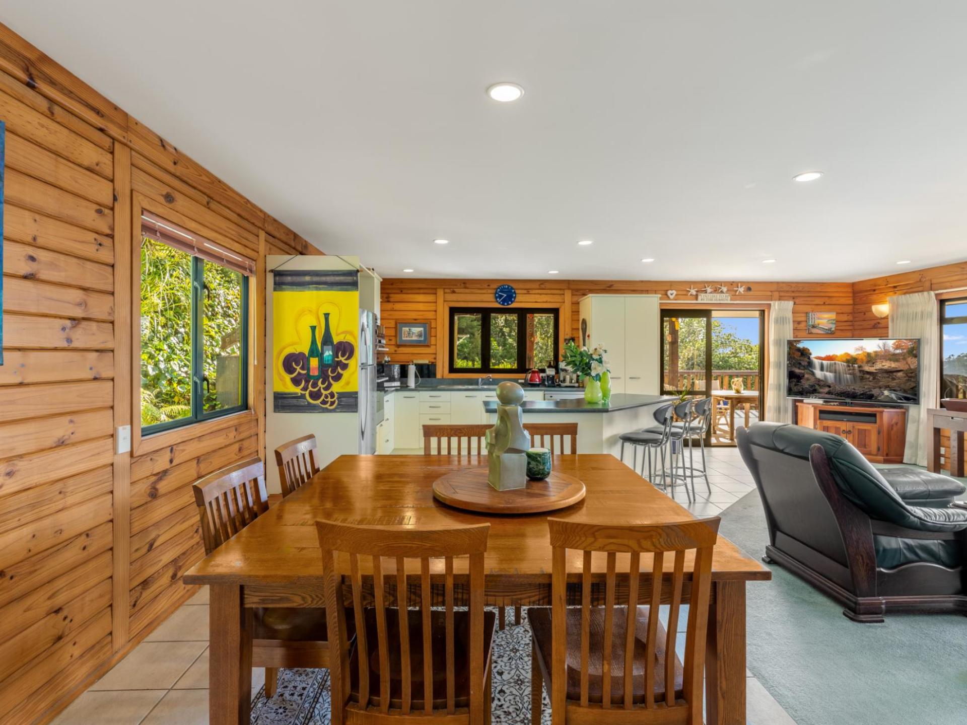 103 Main Road, Tairua