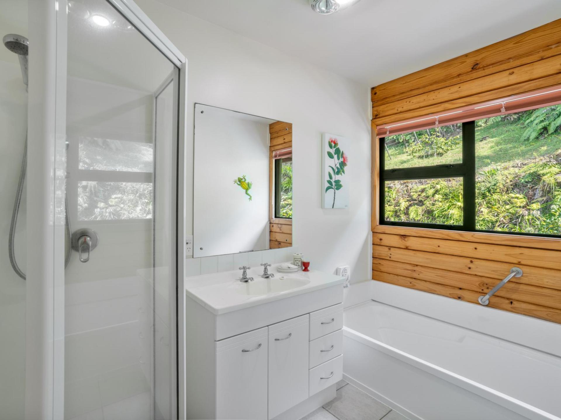 103 Main Road, Tairua