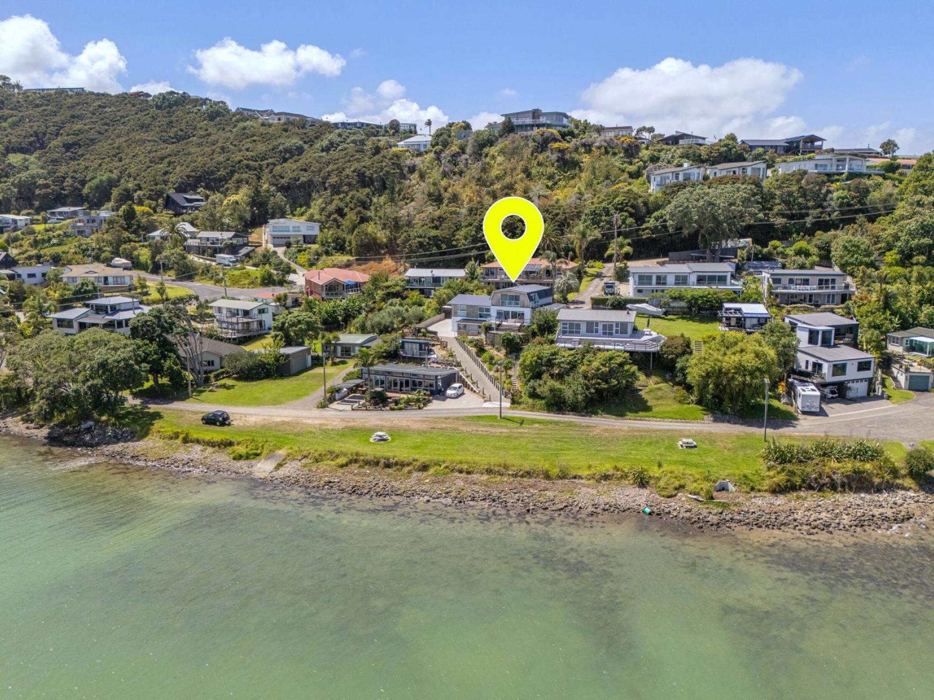 195 Buffalo Beach Road, Whitianga 195 Buffalo Beach Road, Whitianga