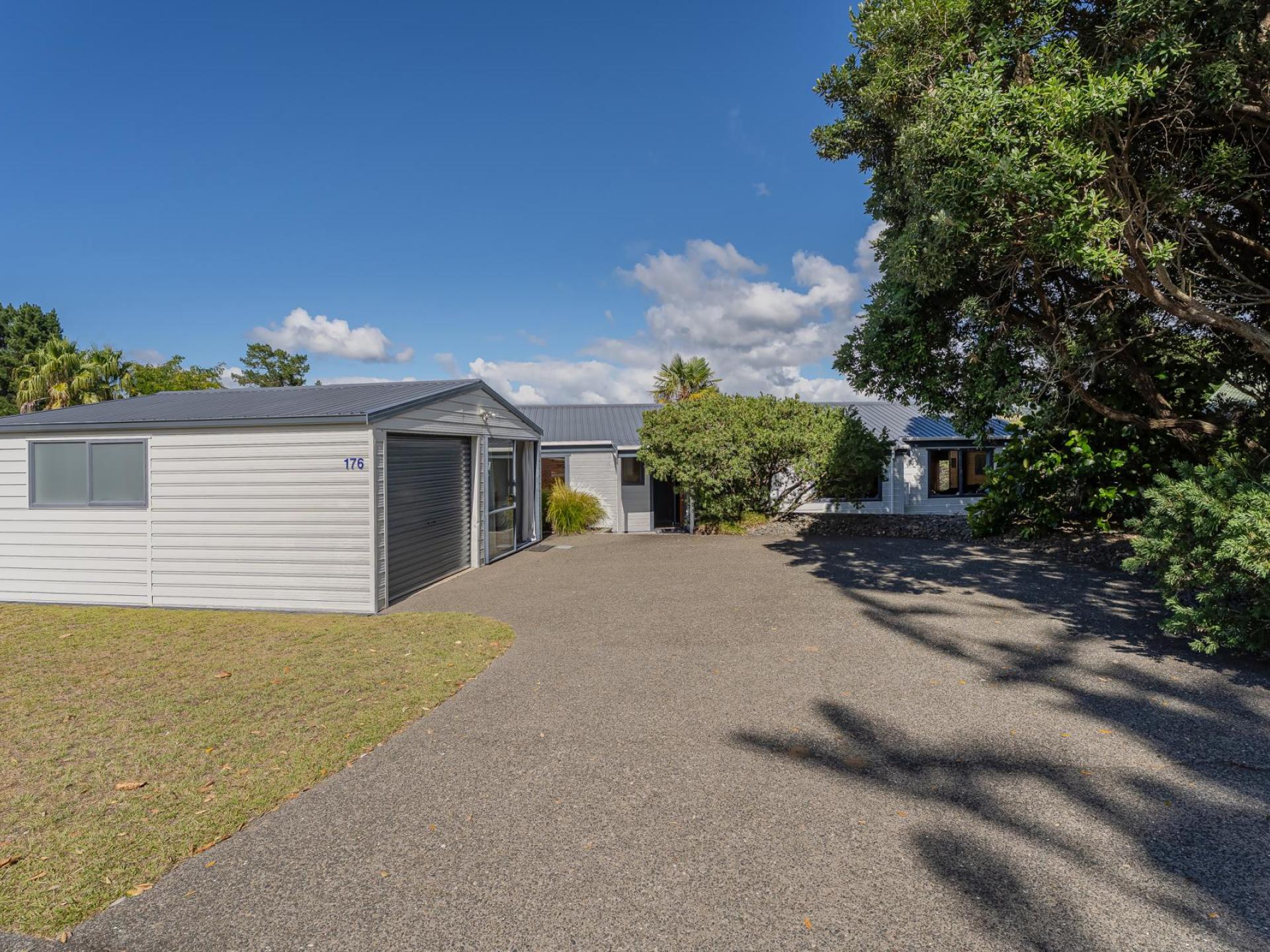 176 Vista Paku, Pauanui