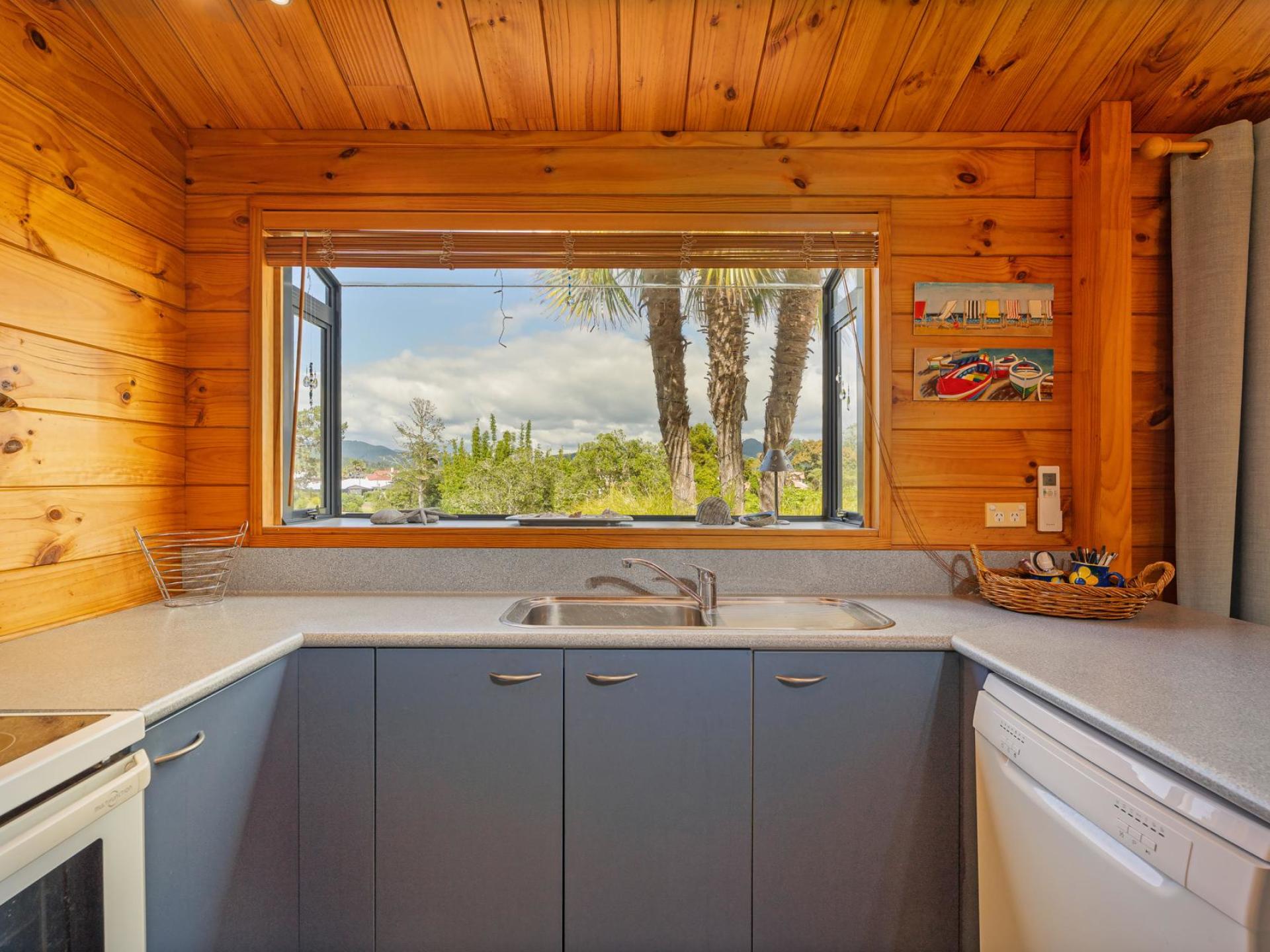 176 Vista Paku, Pauanui