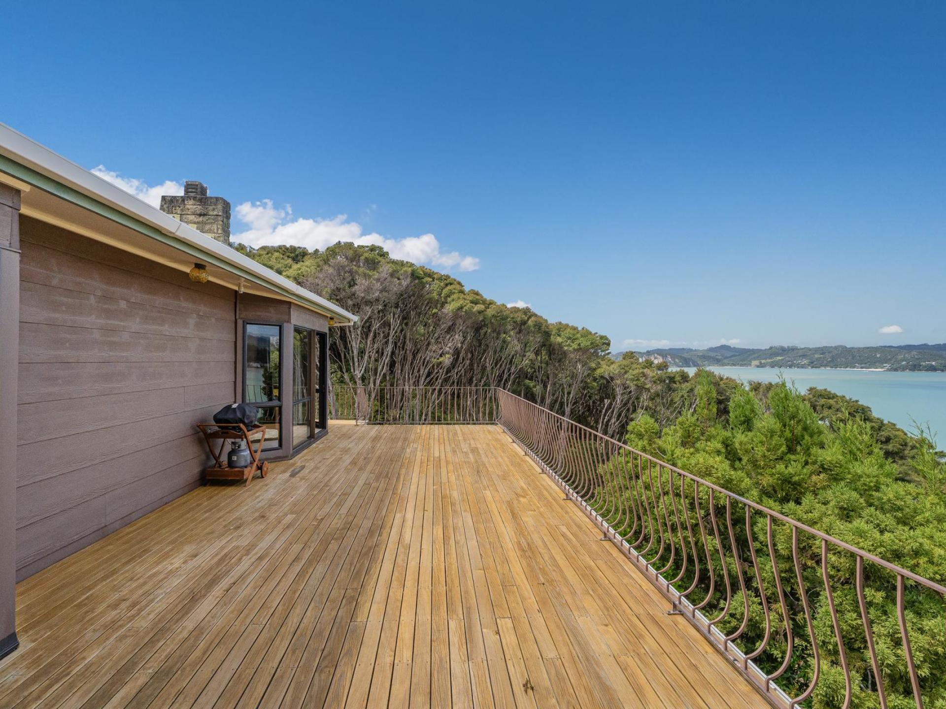 219 Buffalo Beach Road, Whitianga 219 Buffalo Beach Road, Whitianga